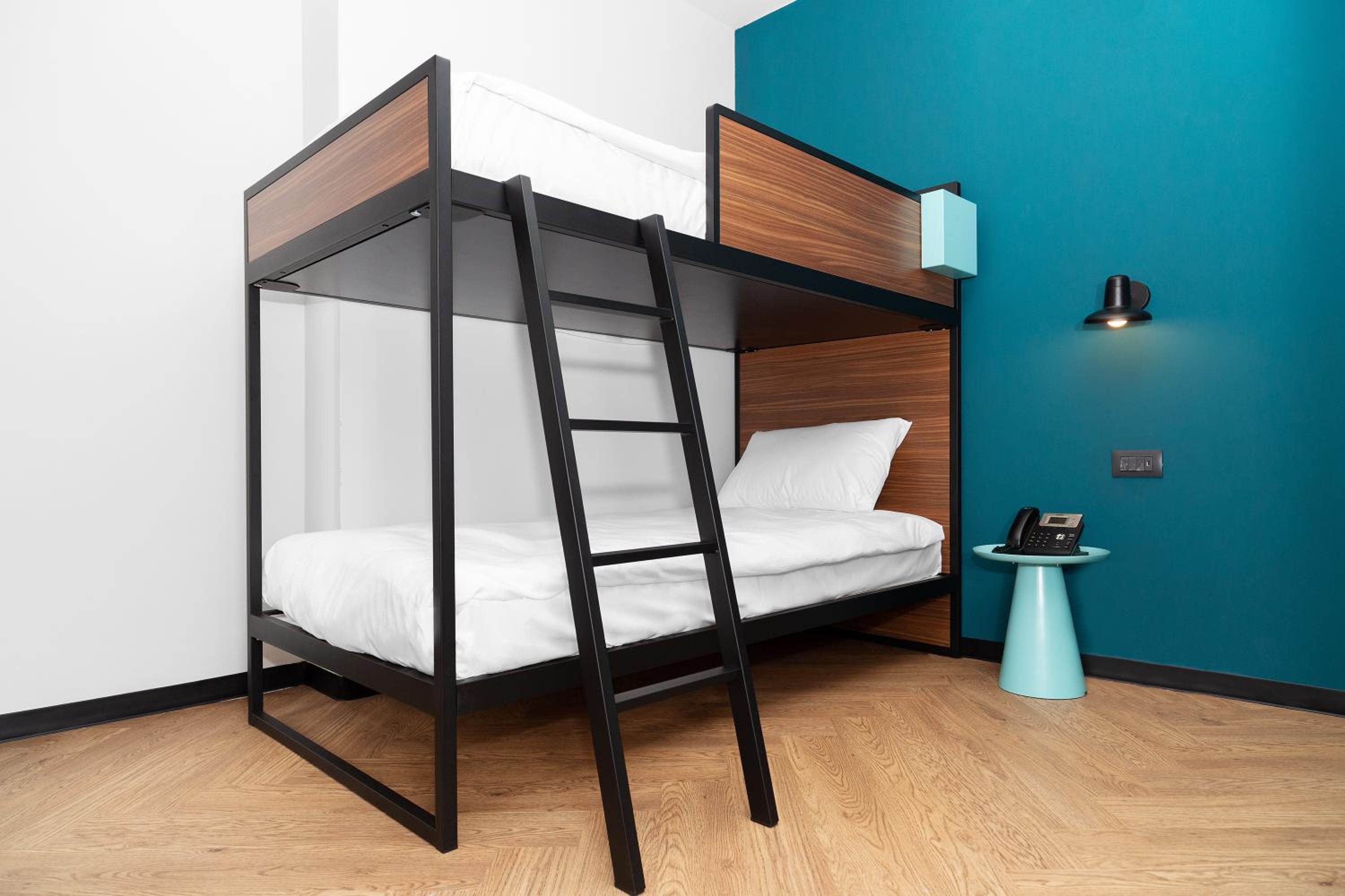Economy Twin Room with Bunk Beds - Photo 3