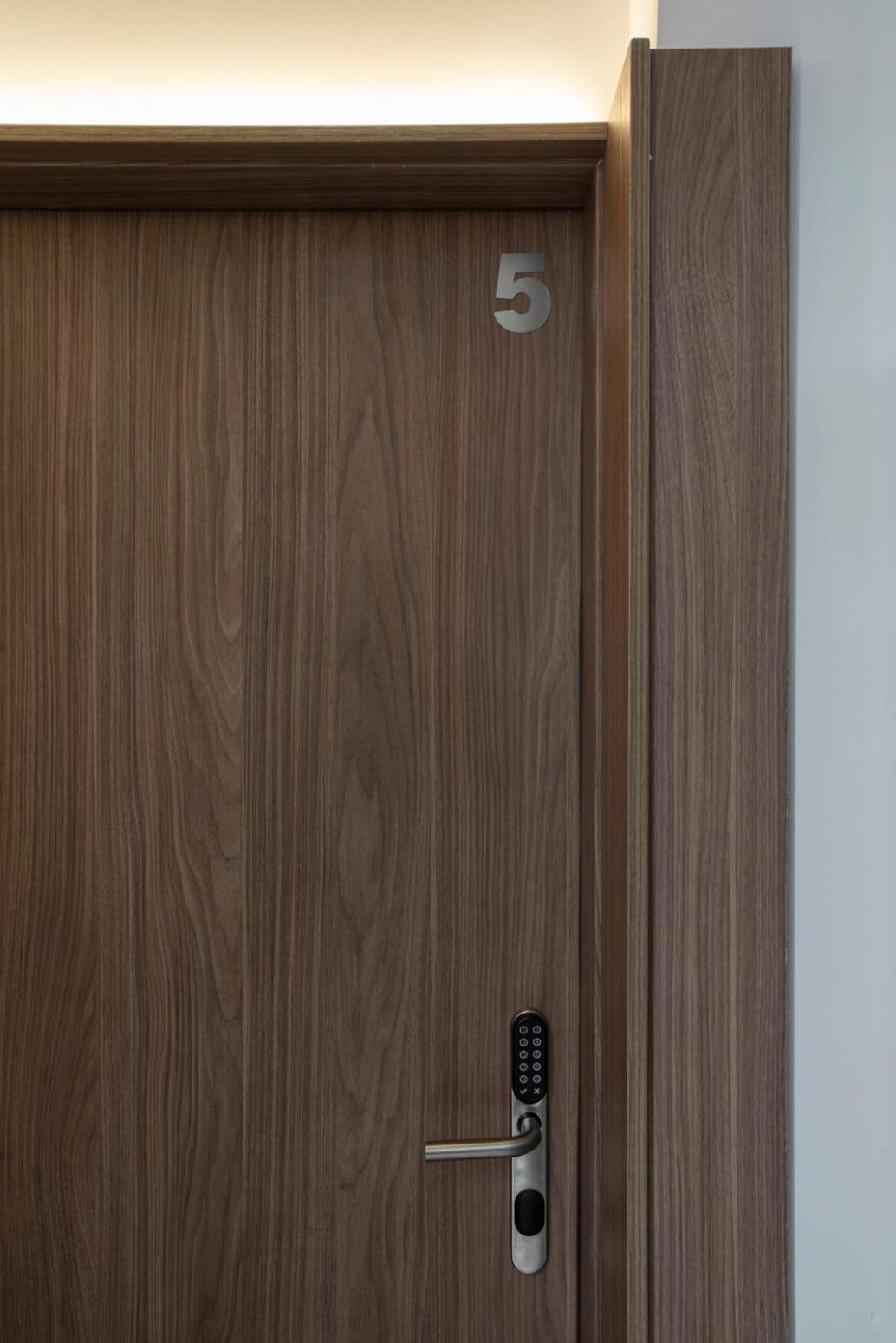 One-Bedroom Apartment - Photo 17
