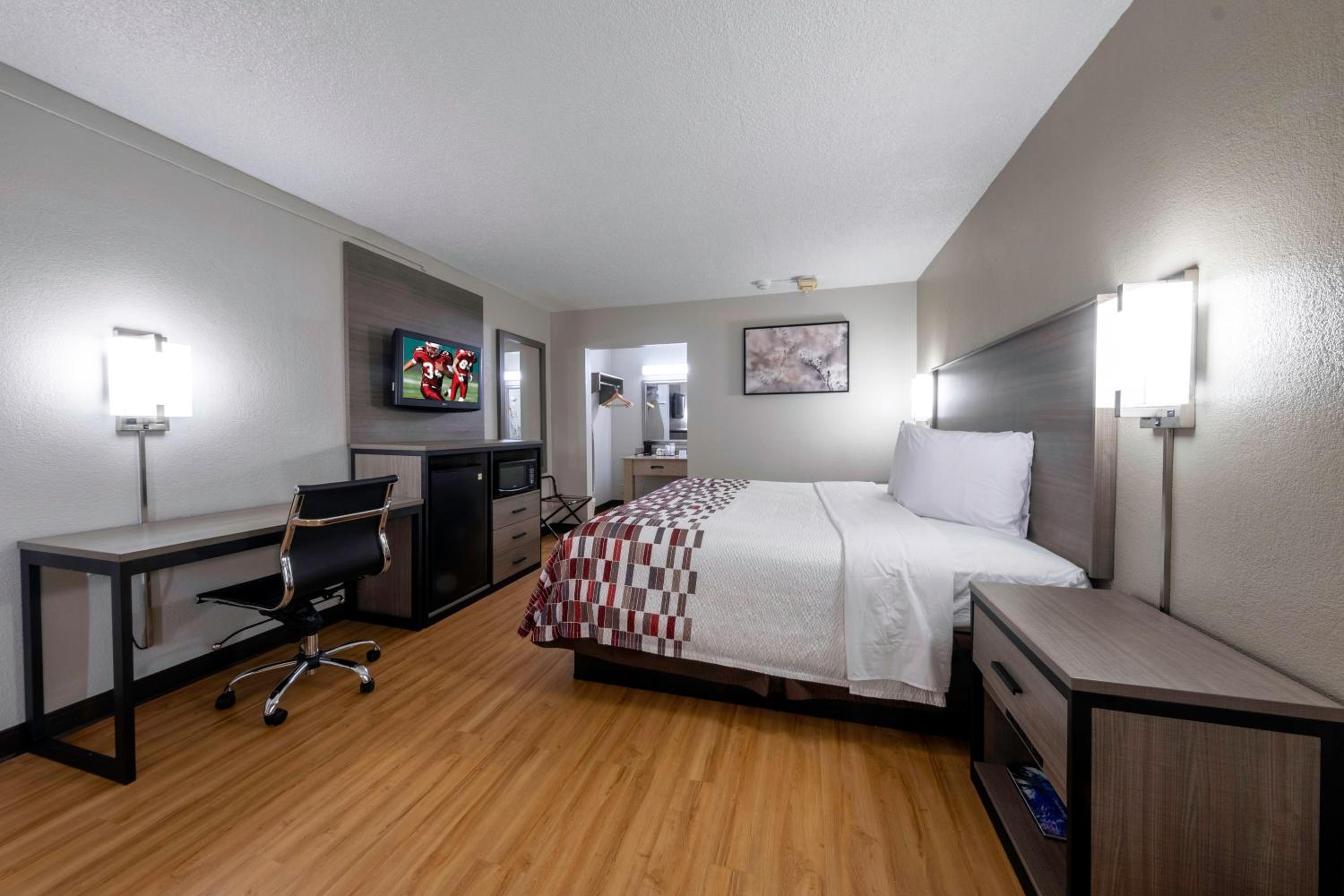 Superior King Room Smoke Free - Photo 8