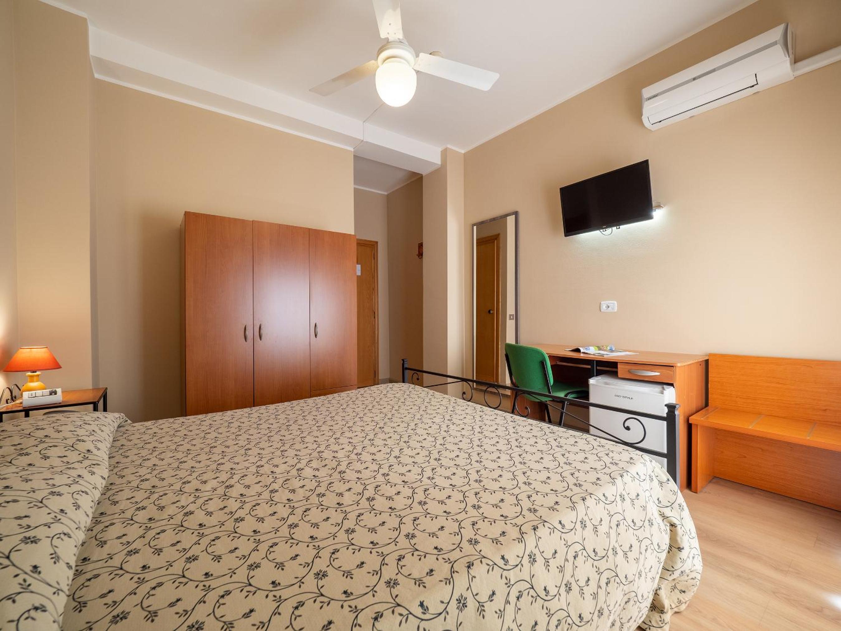 Economy Double Room