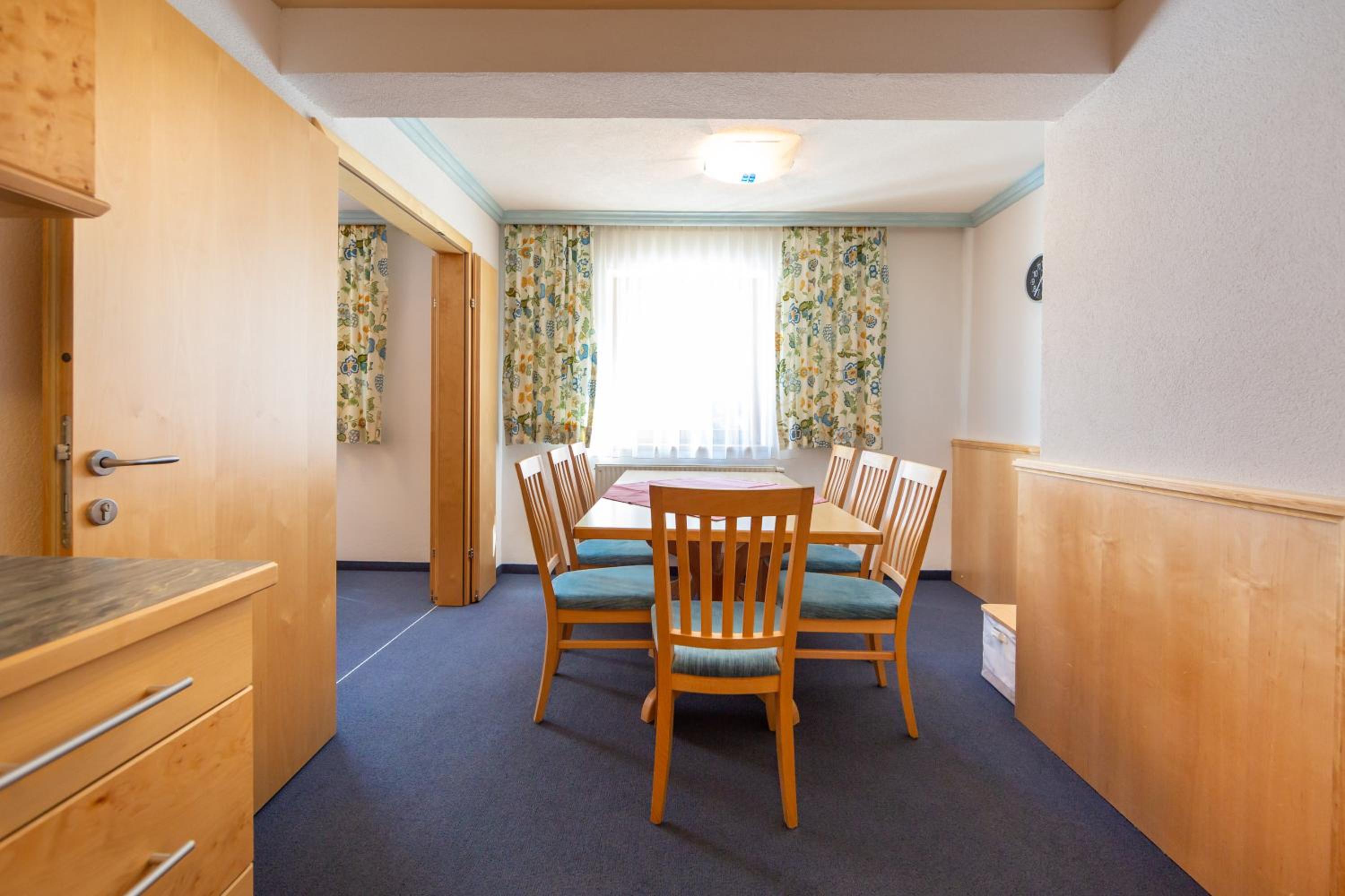 Apartment (7 Adults) photo 3