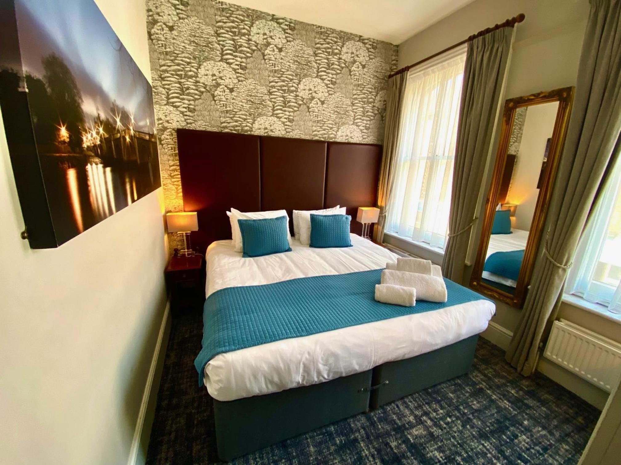 Double or Twin Room photo 2