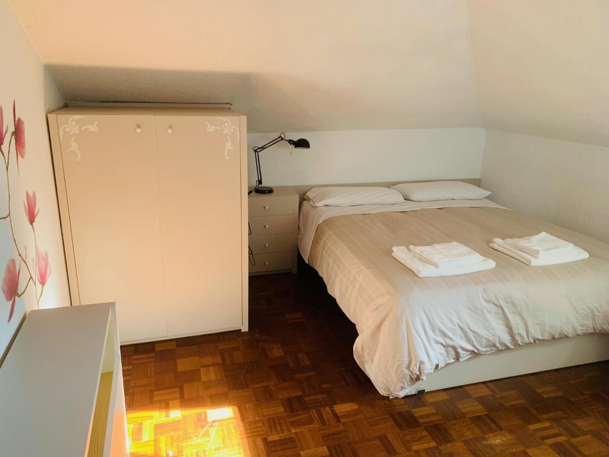Two-Bedroom Apartment - Photo 6