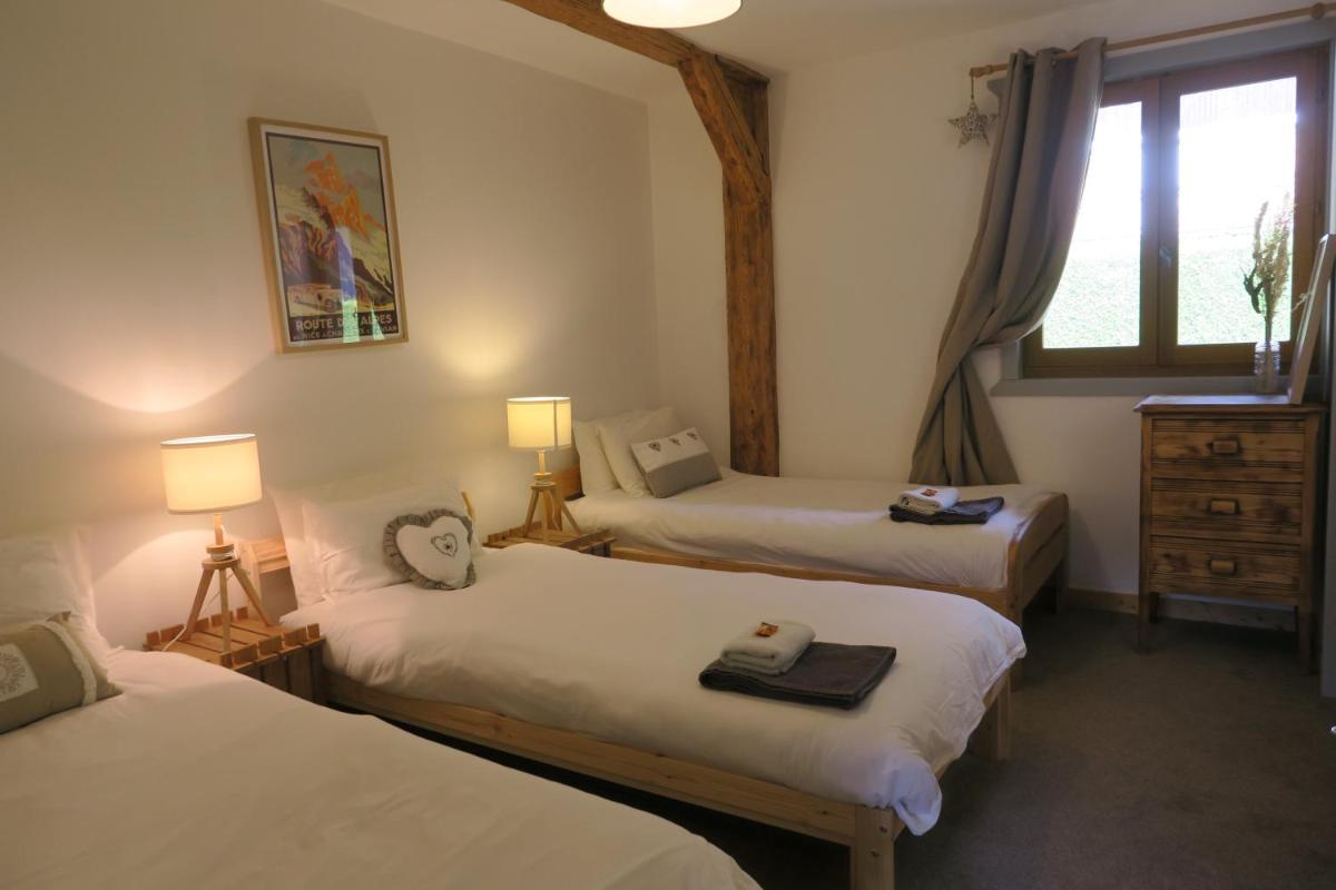 Classic Triple Room photo 1