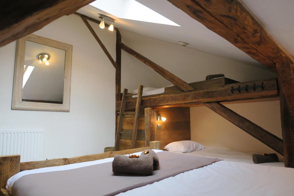 Luxury Triple Room photo 2