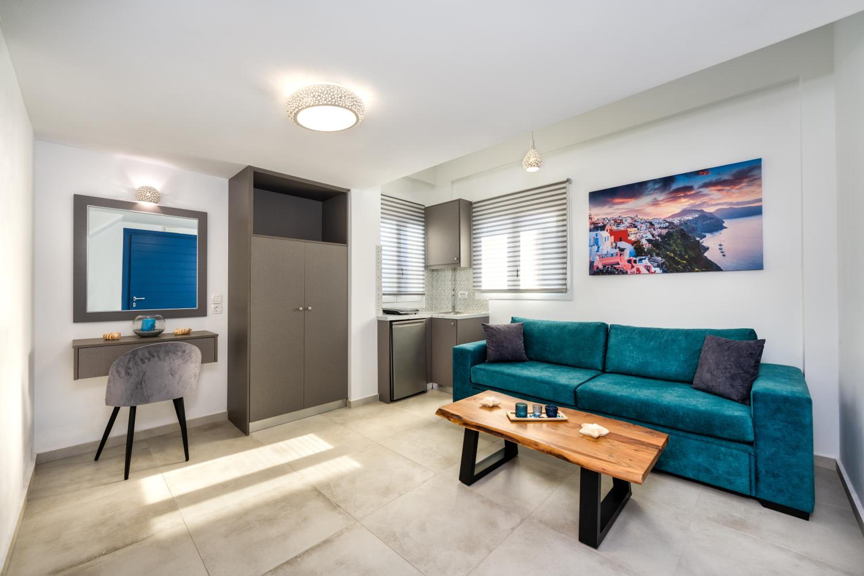 Junior Suite with Sea View - Photo 5