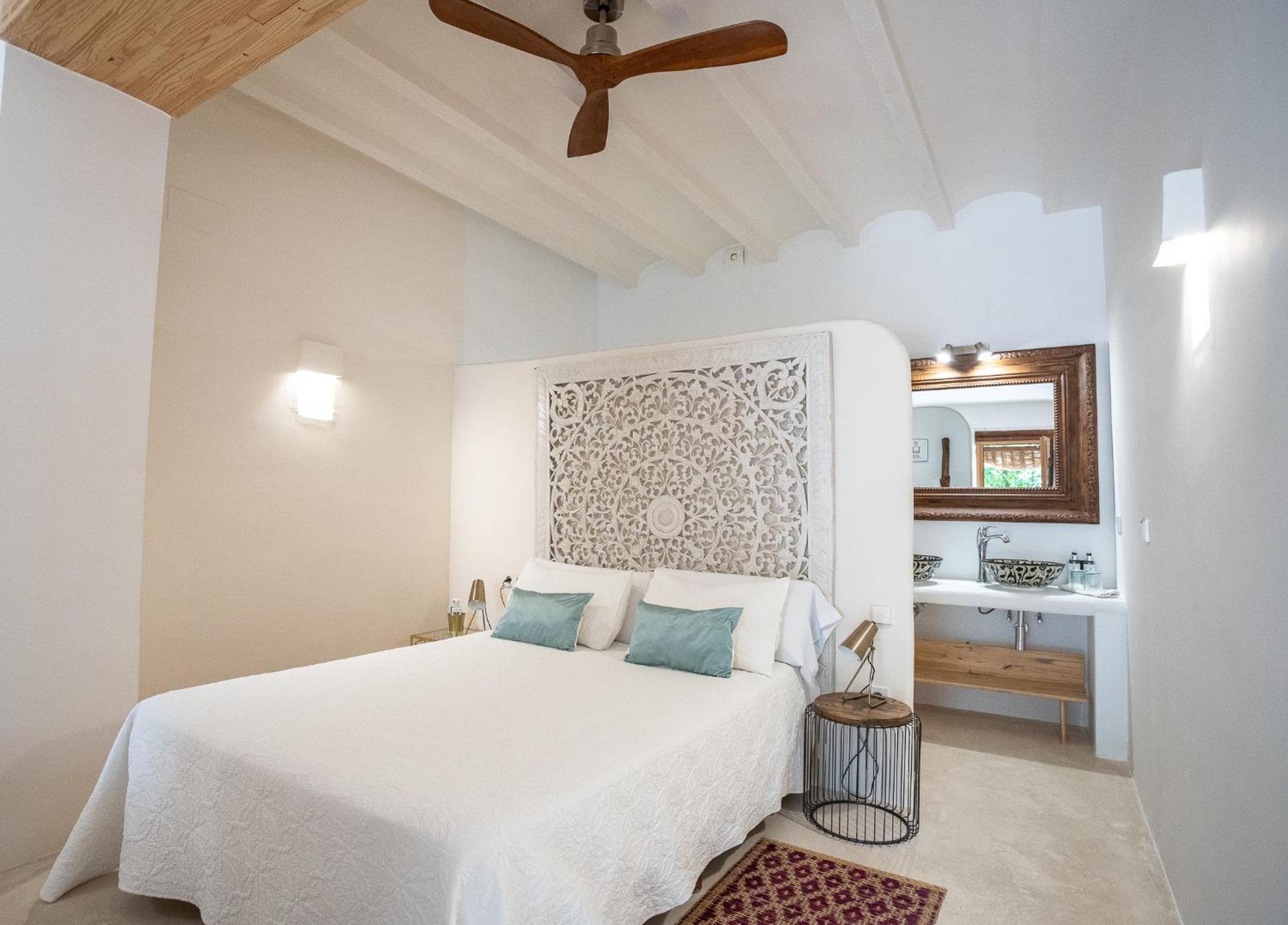 Suite with Garden View photo 2