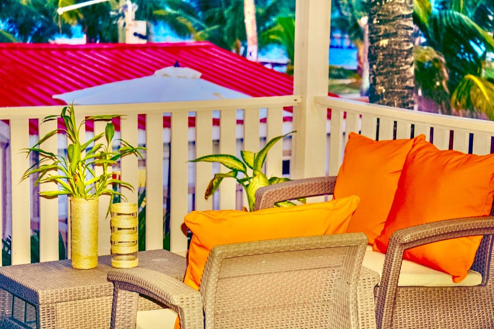 Deluxe Double Room with Sea View (Islander Seaview Delight) photo 2