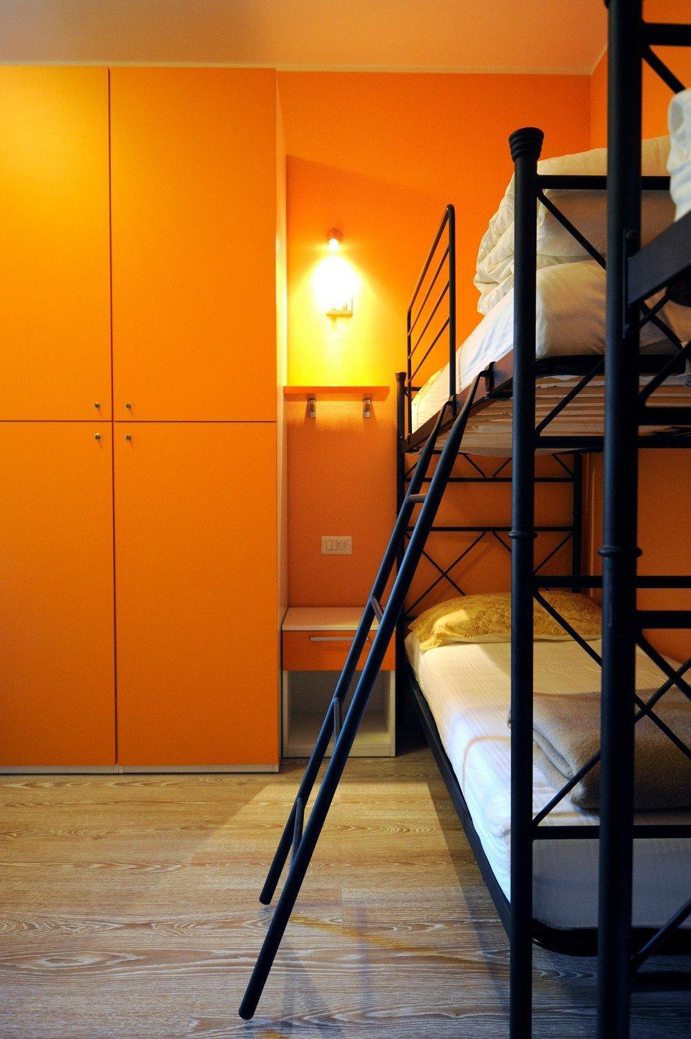 Single Bed in Mixed Dormitory Room photo 1