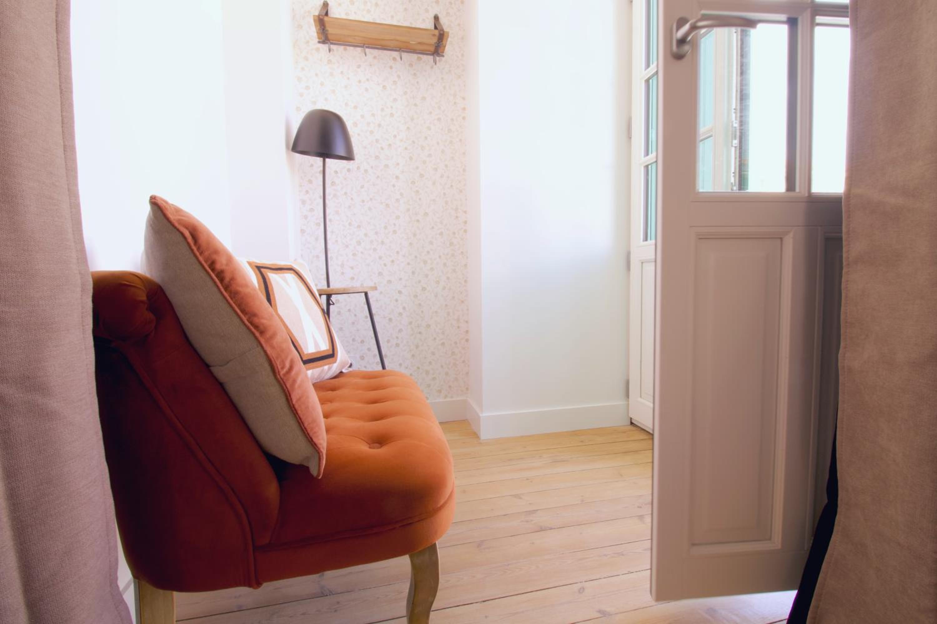 Deluxe Double Room with Balcony and Sea View photo 2
