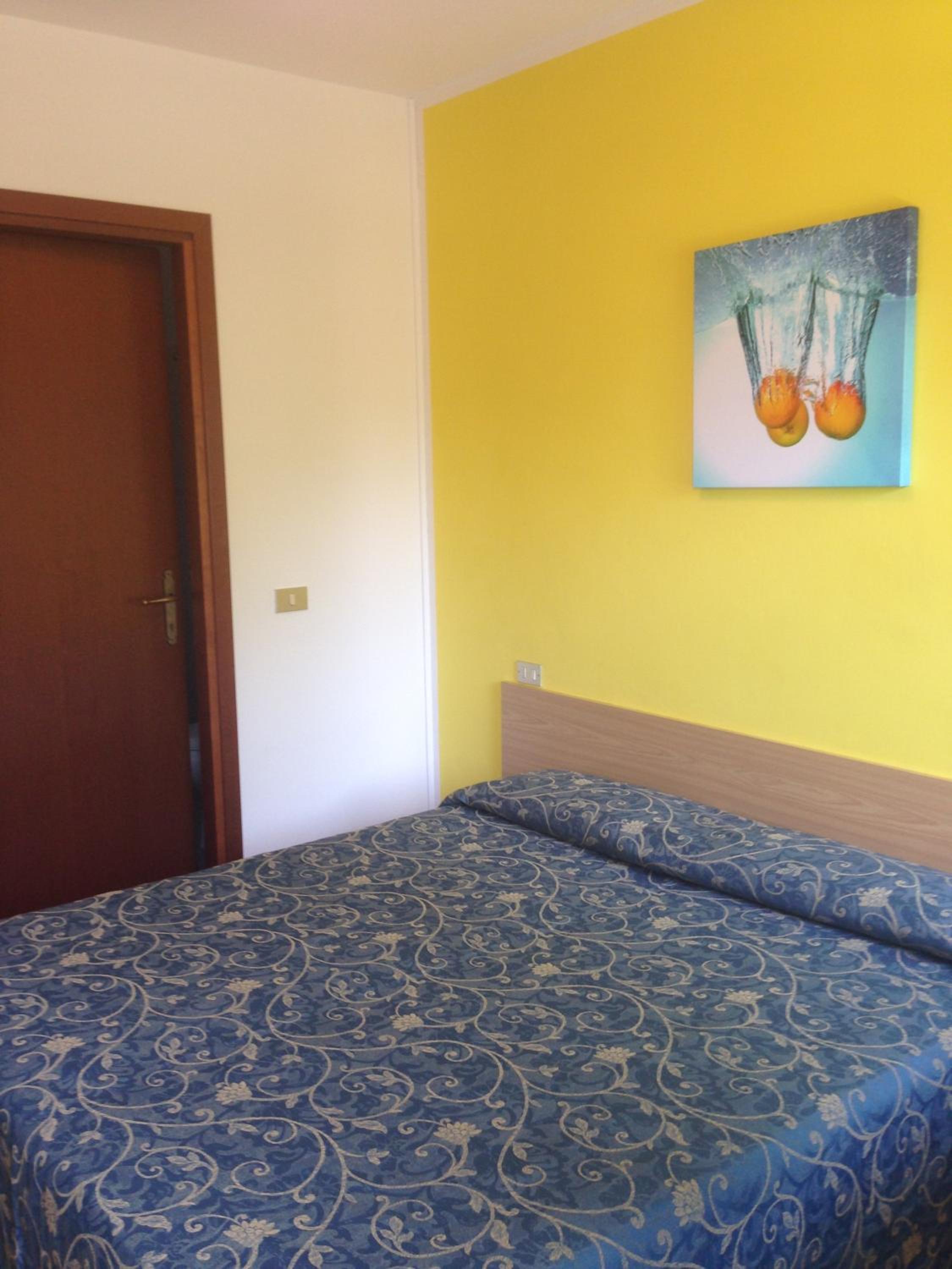 Standard Double or Twin Room with Garden View photo 1