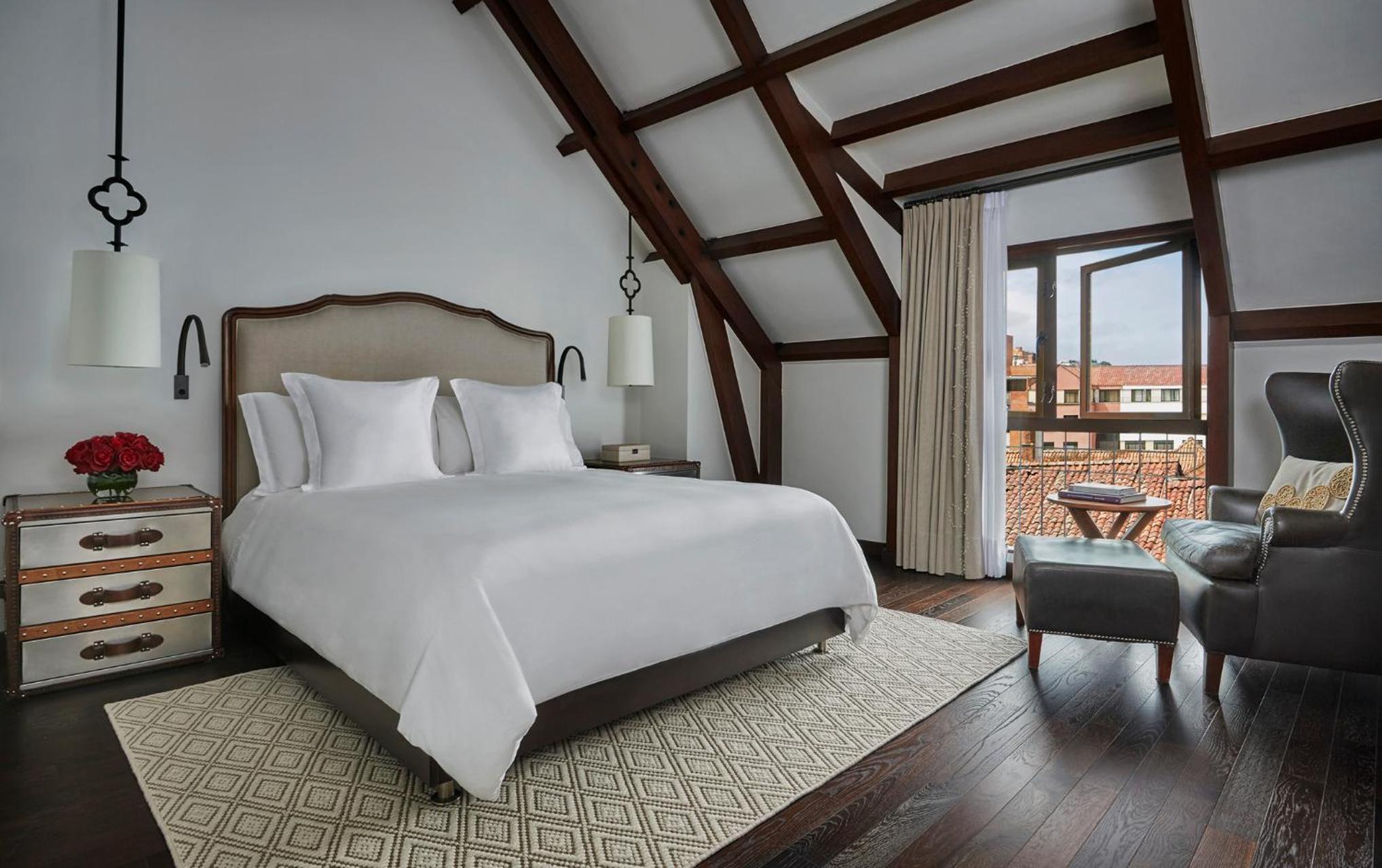 Deluxe Room - Photo 3