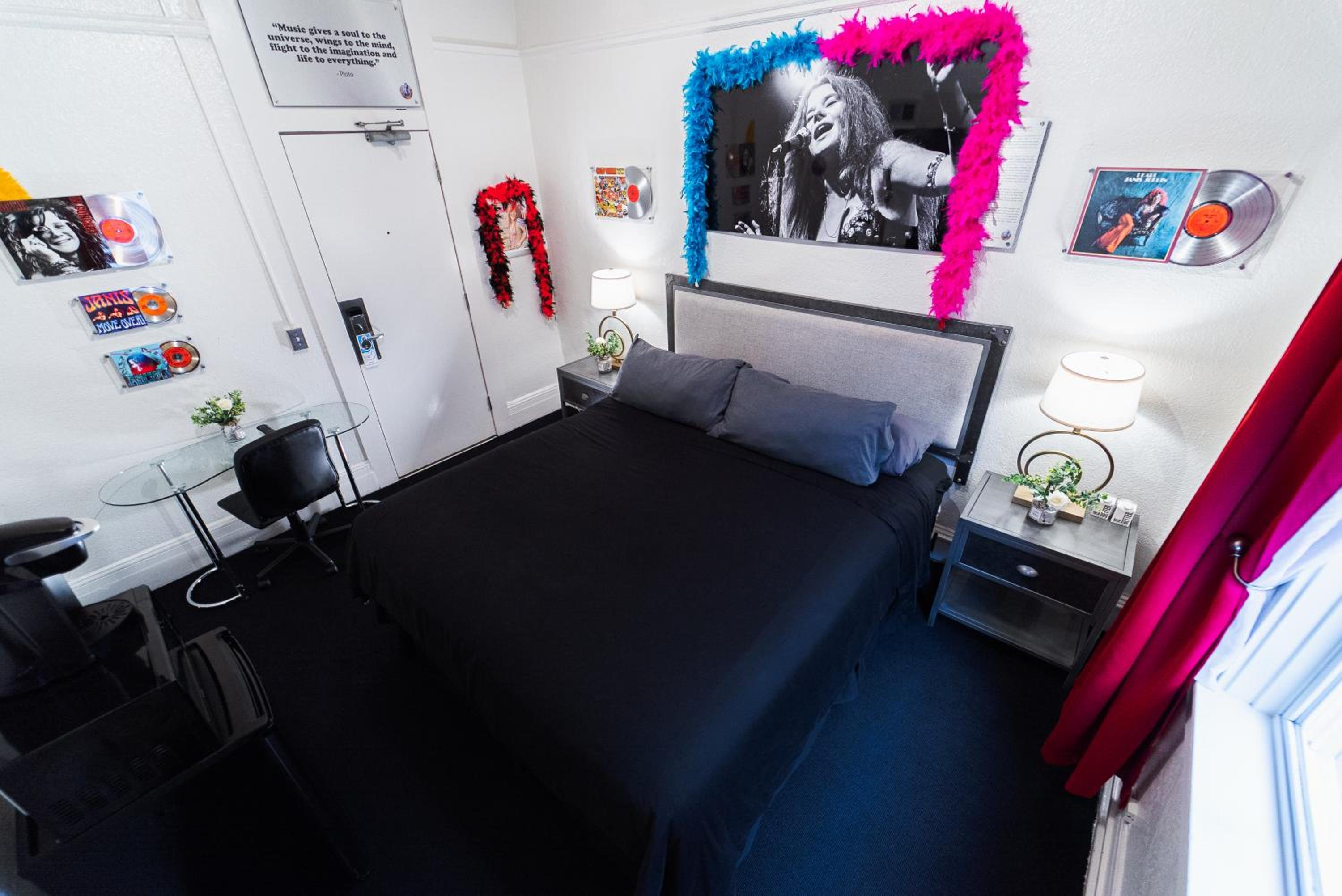 Janis Joplin Room - Photo 2