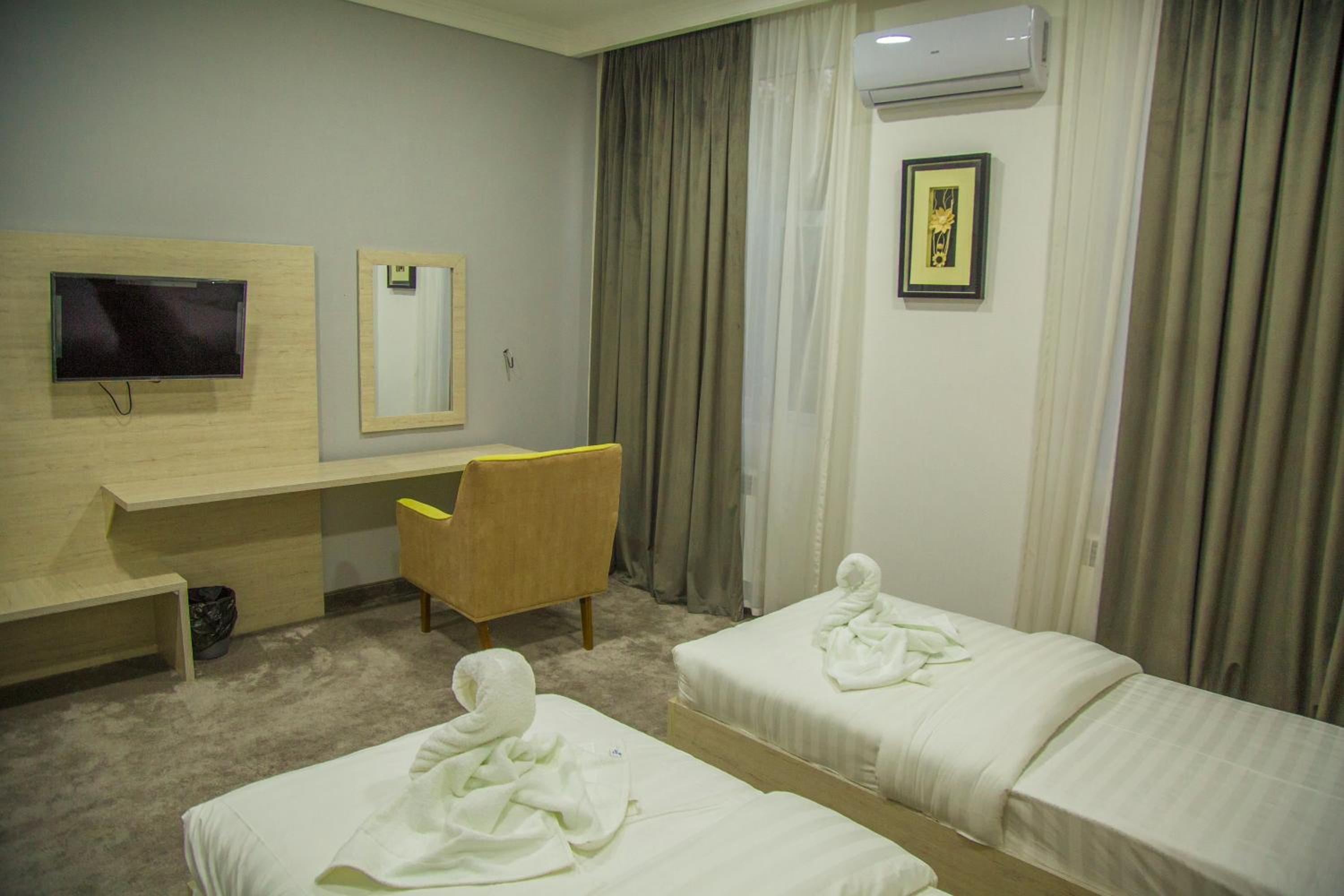 Deluxe Twin Room - Photo 6