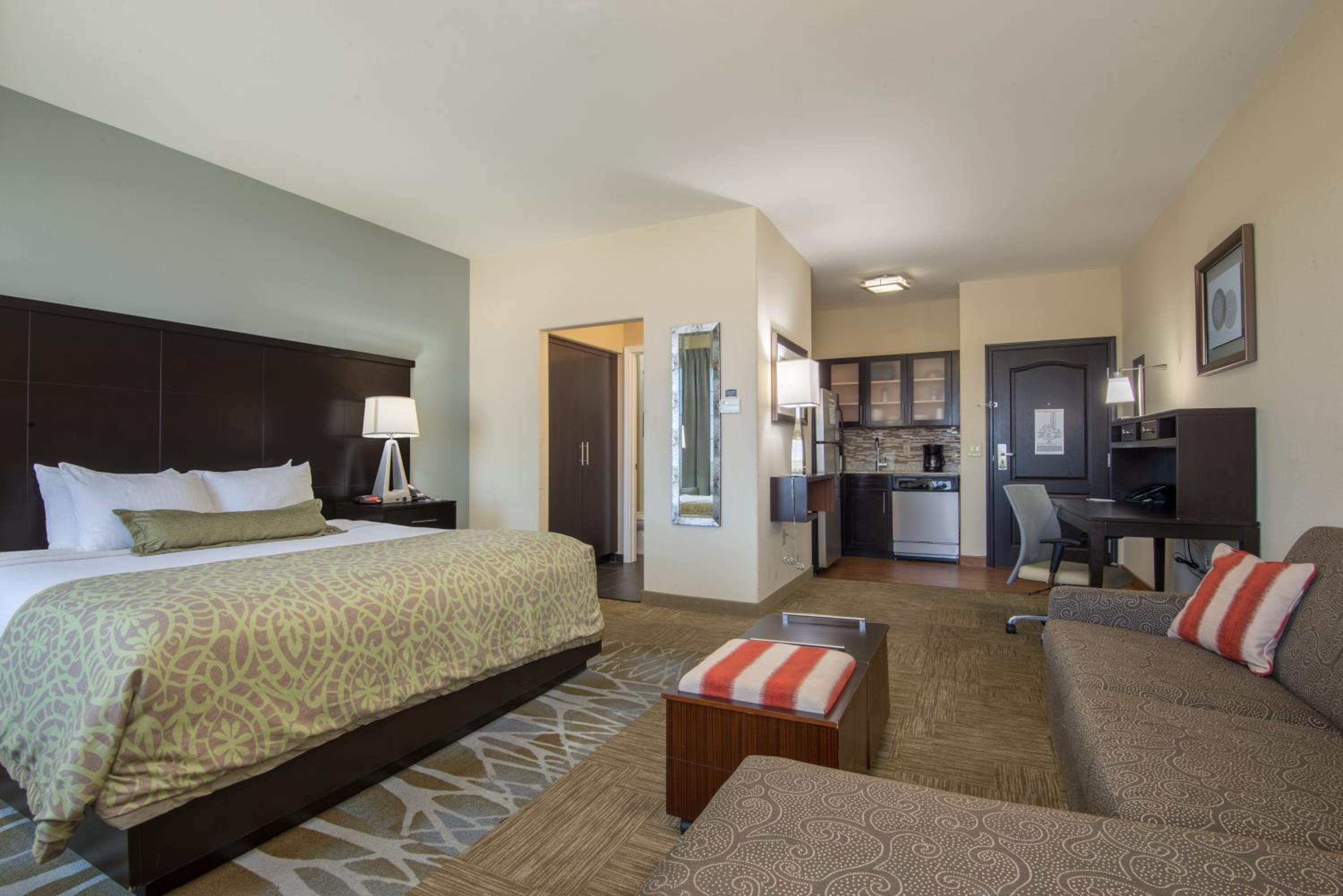 King Suite - Photo 1