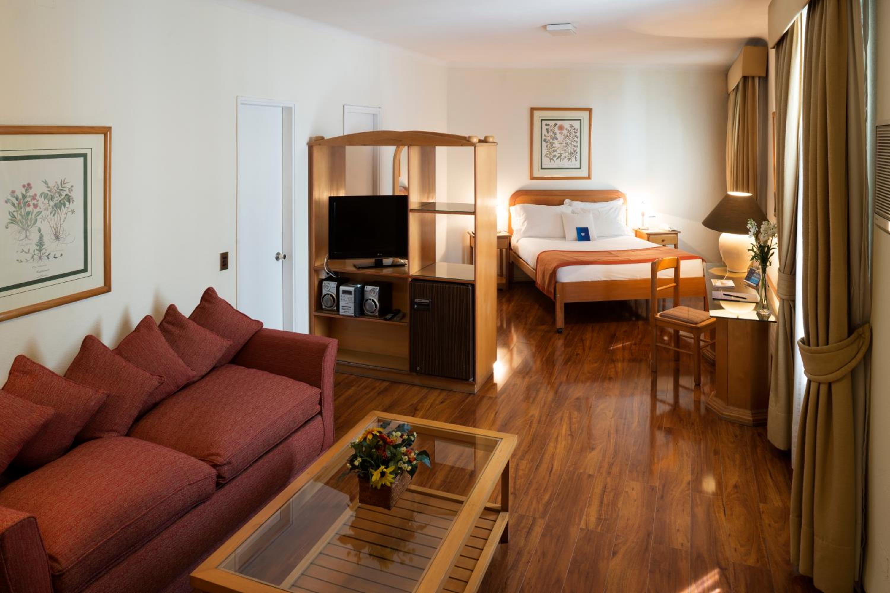 Hotel Canciller (ex-Hotel Presidente) — Presidential Suite 30 mt2