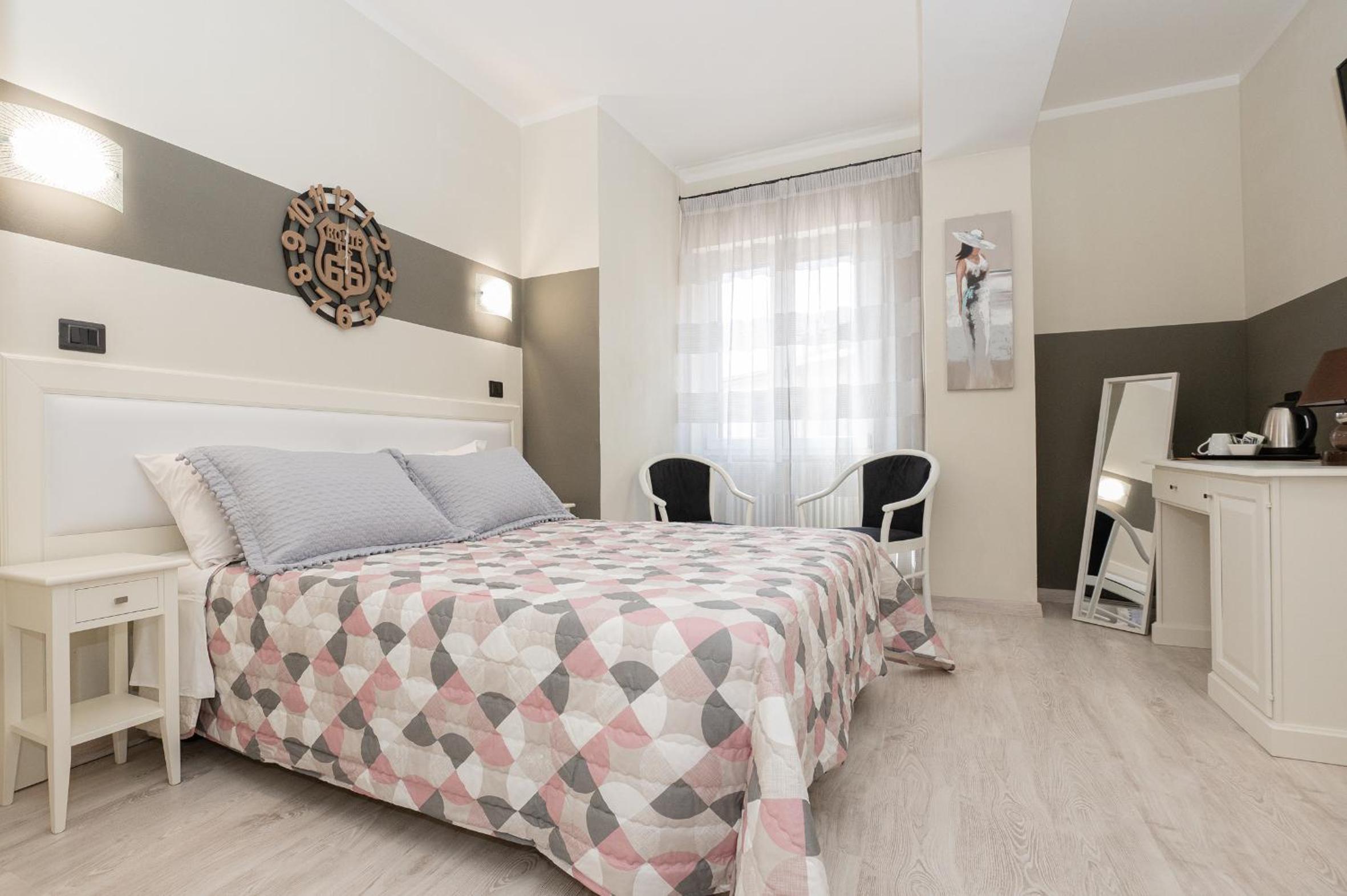Superior Double or Twin Room - Photo 1