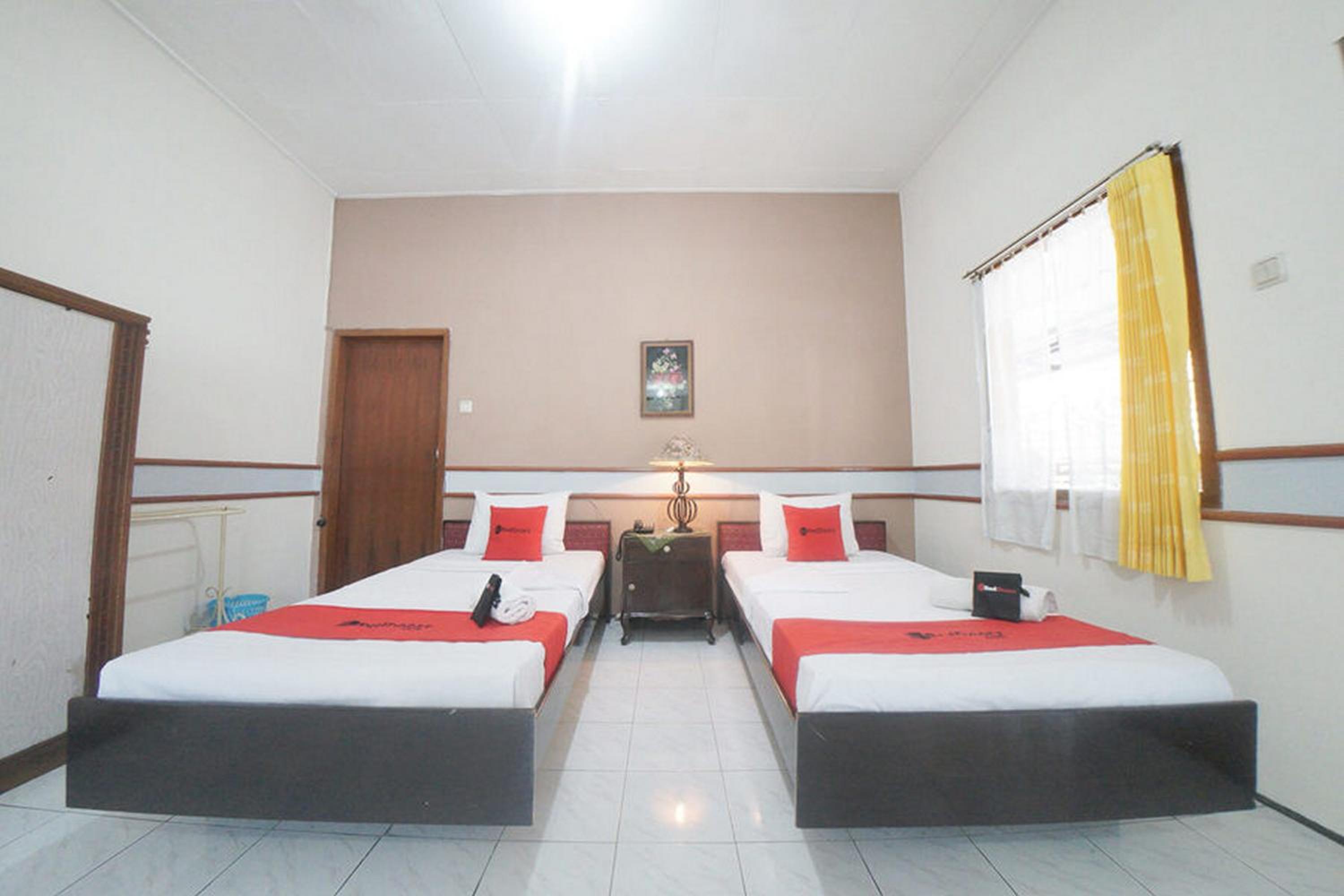 Twin Room - Photo 6