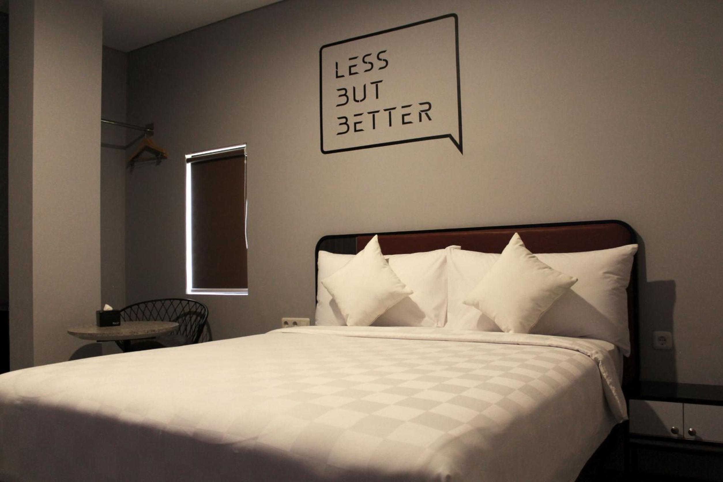 Deluxe Room - Photo 1
