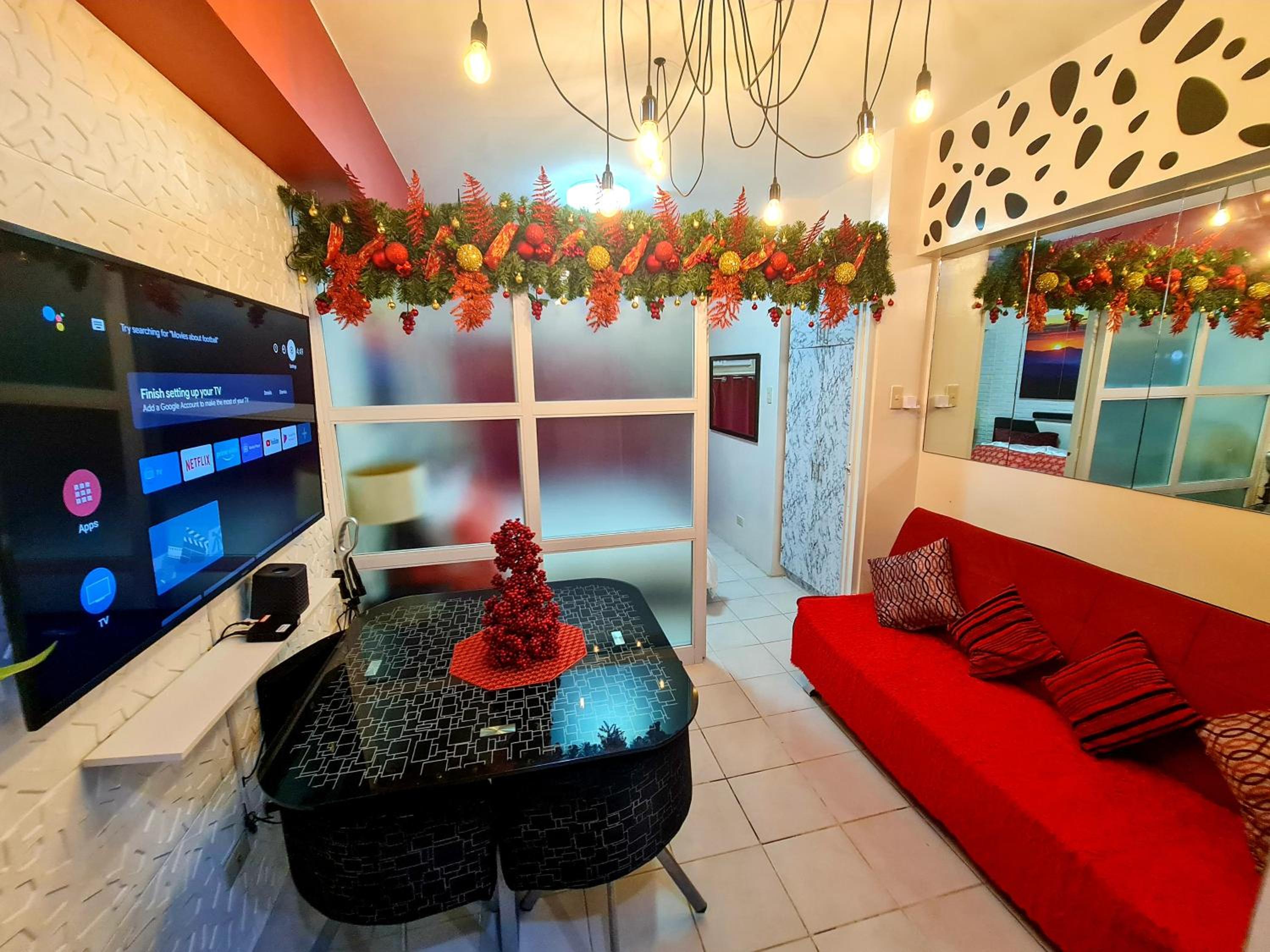 Suite with City View - Photo 7
