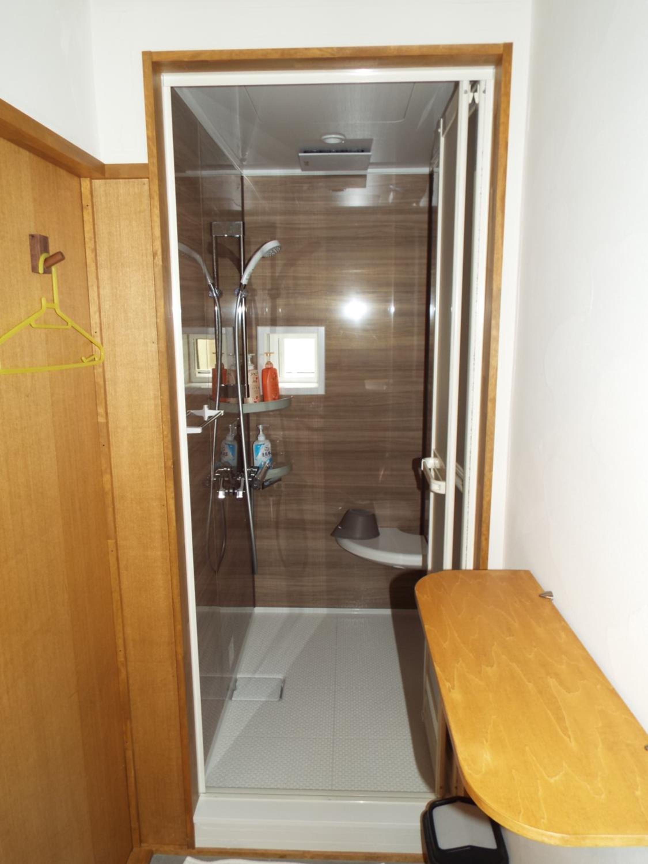Twin Room With Shared Bathroom