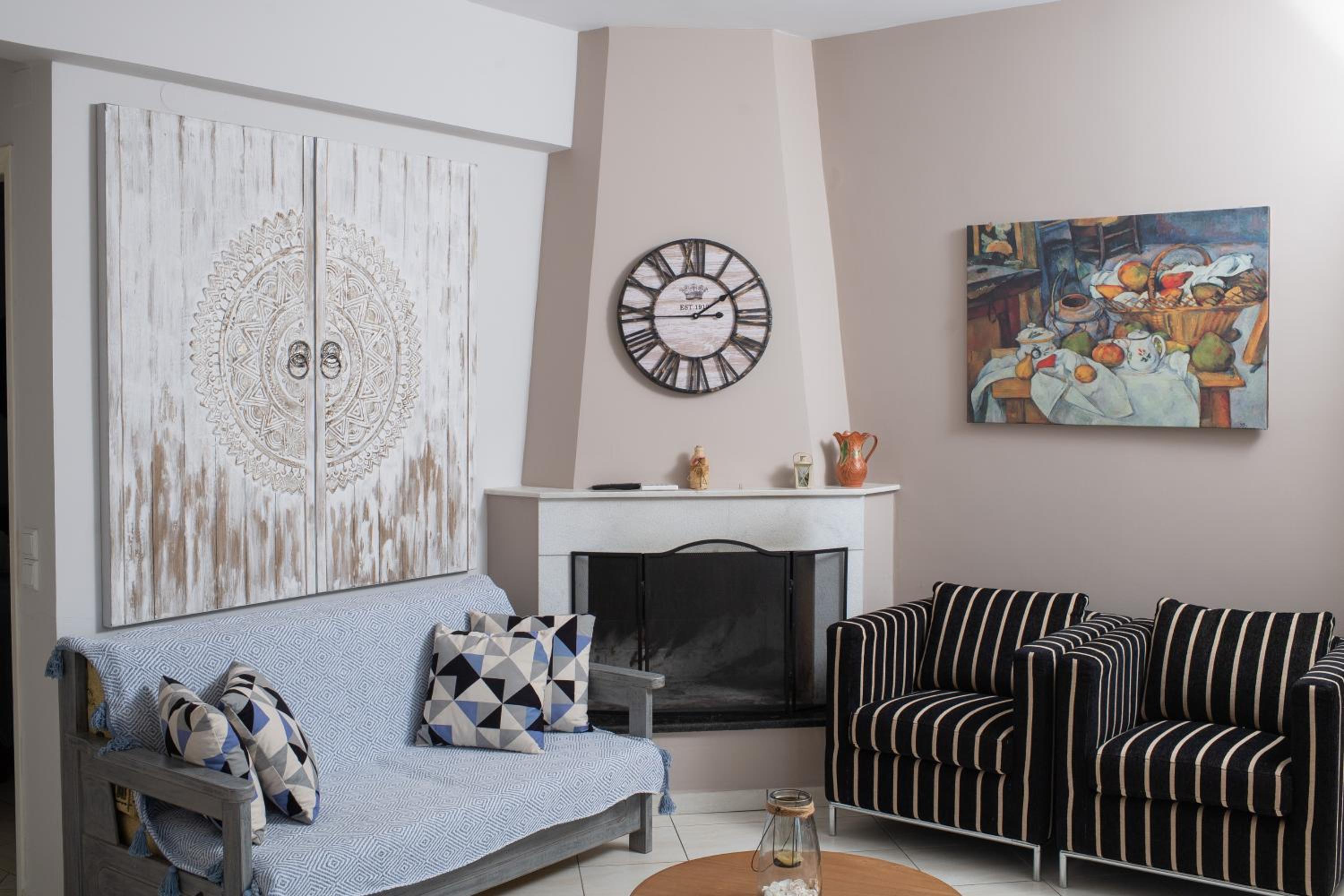 Two-Bedroom Apartment with Garden View - Photo 7