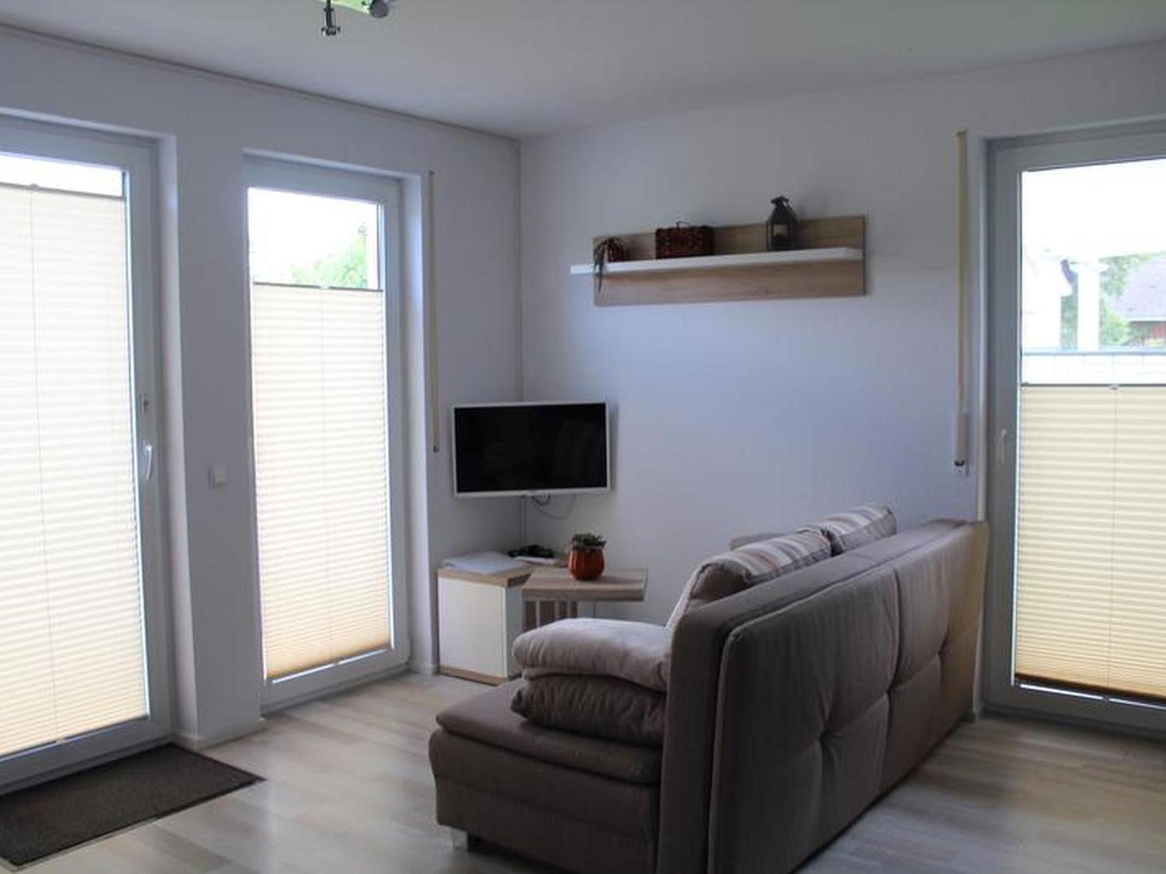 One-Bedroom Apartment photo 1