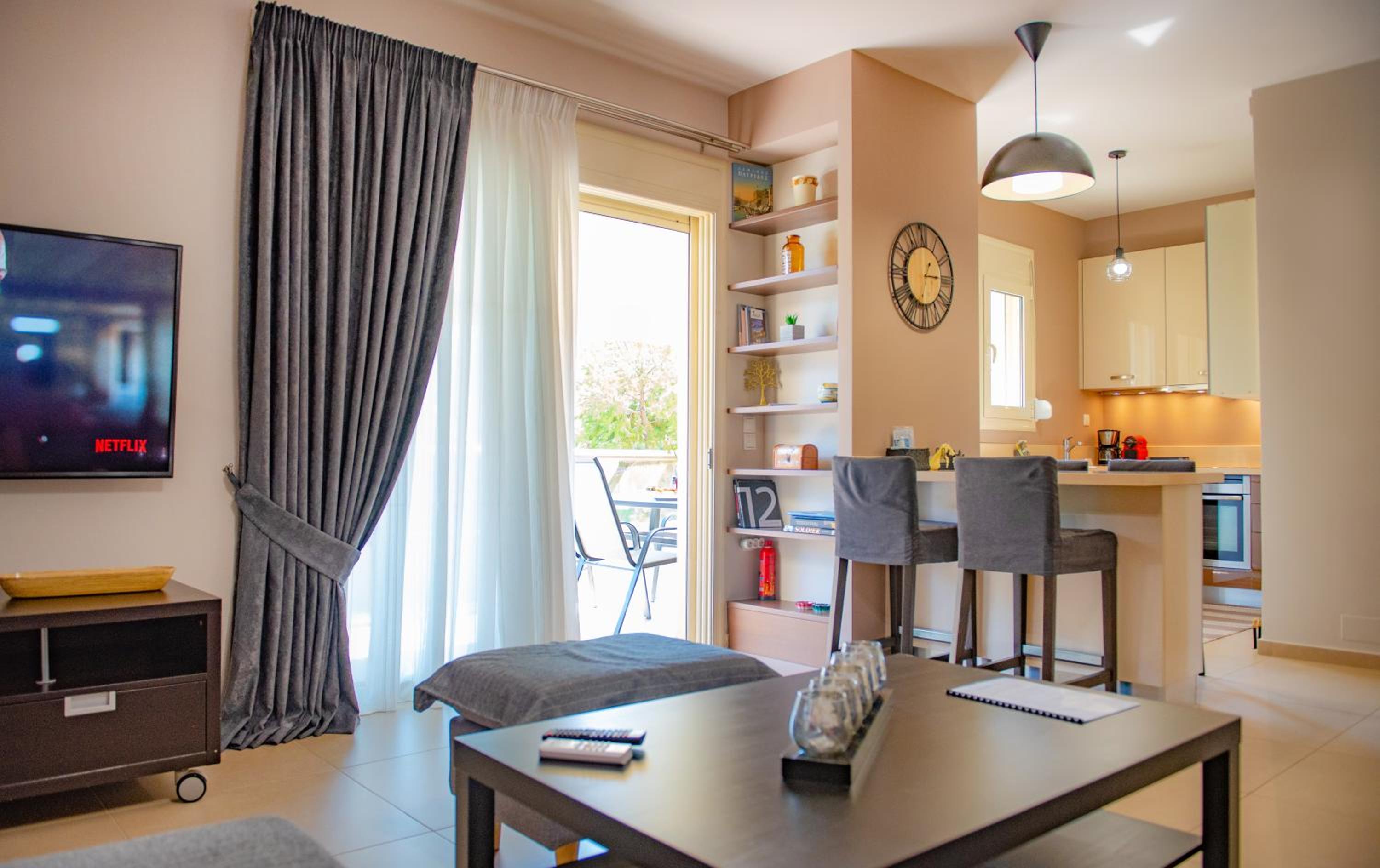 One-Bedroom Apartment