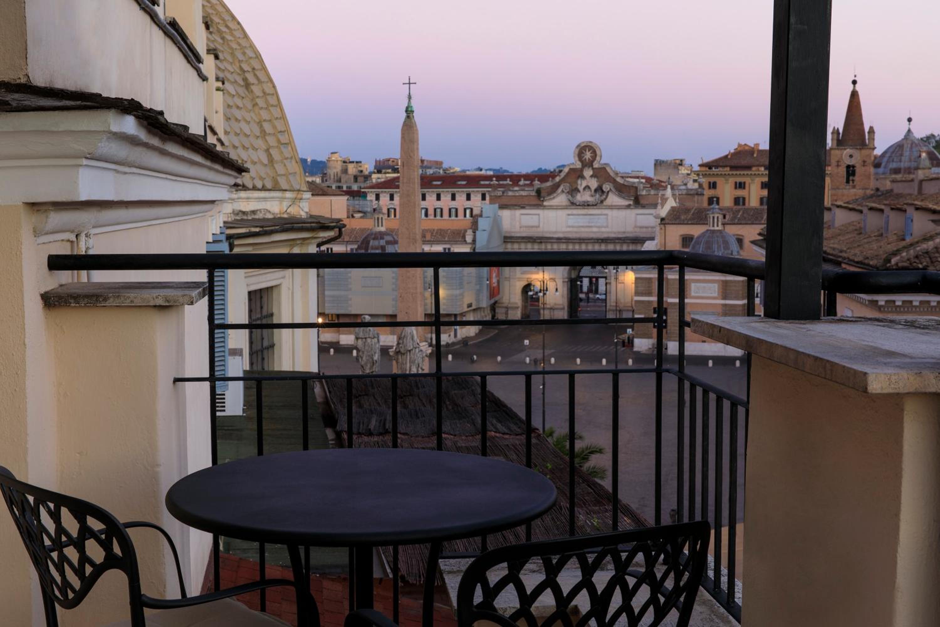 Junior Suite with Terrace thumbnail 5
