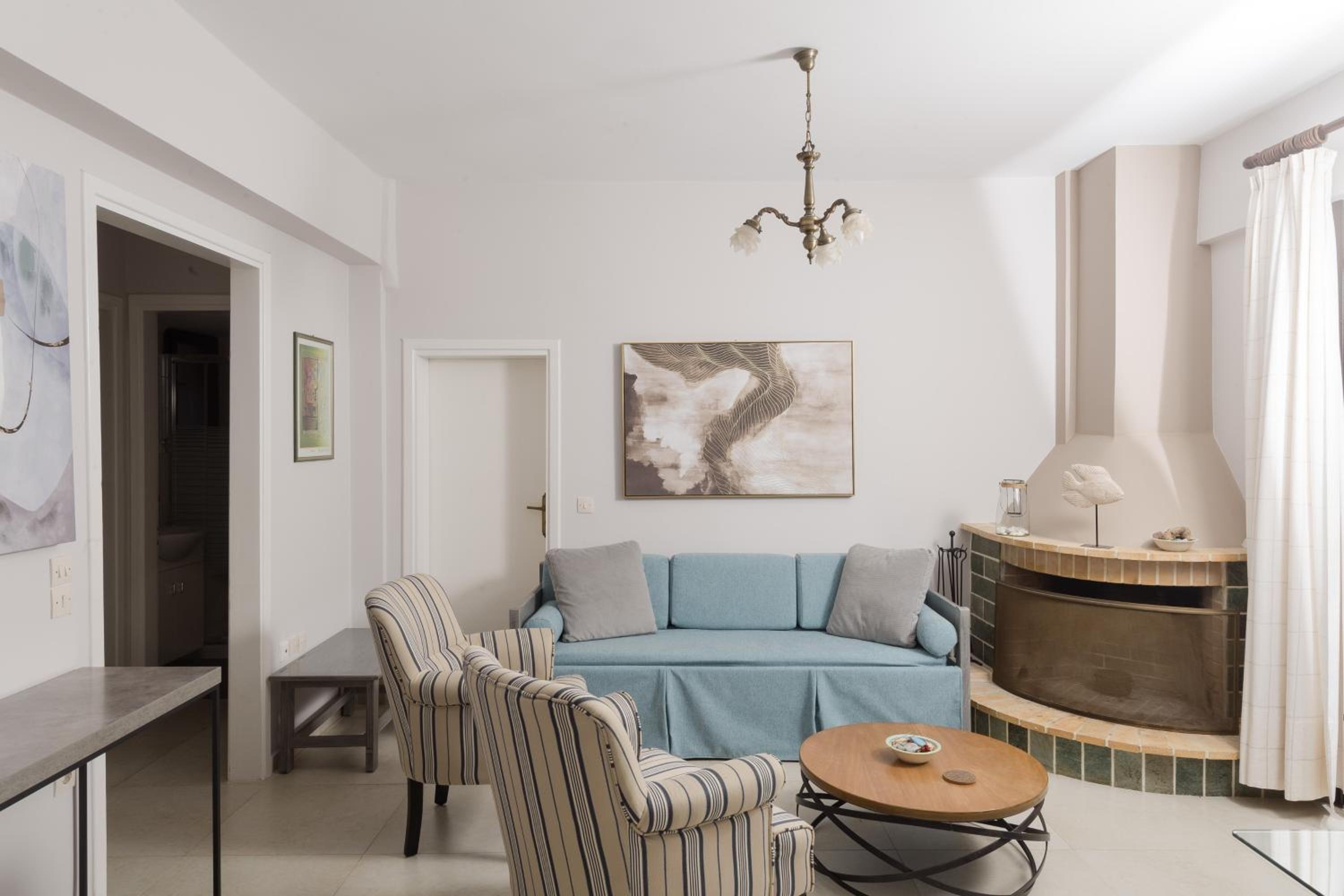 Two-Bedroom Apartment with Terrace and Sea View photo 1