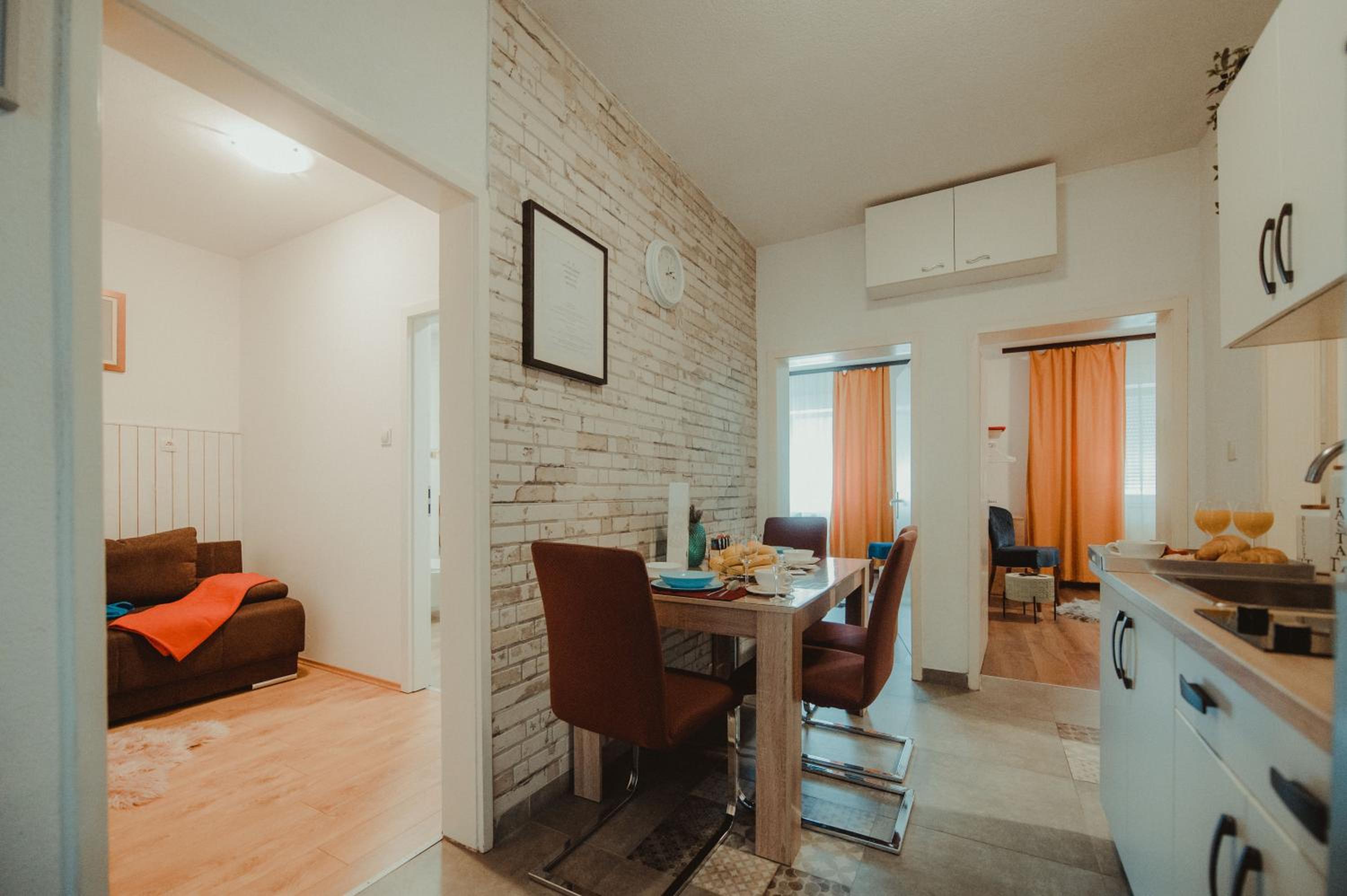 Apartment - Photo 16