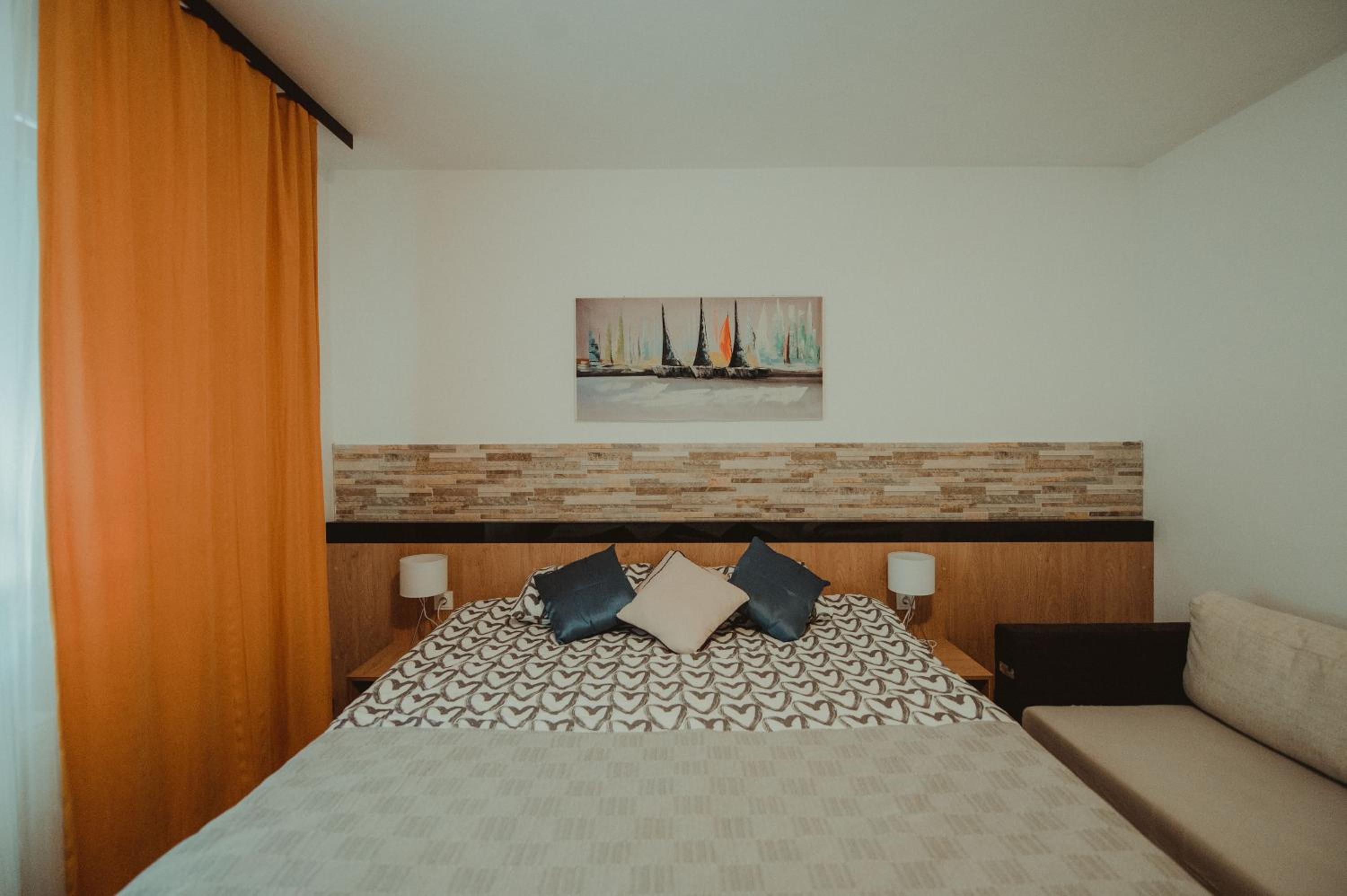 Apartment - Photo 9