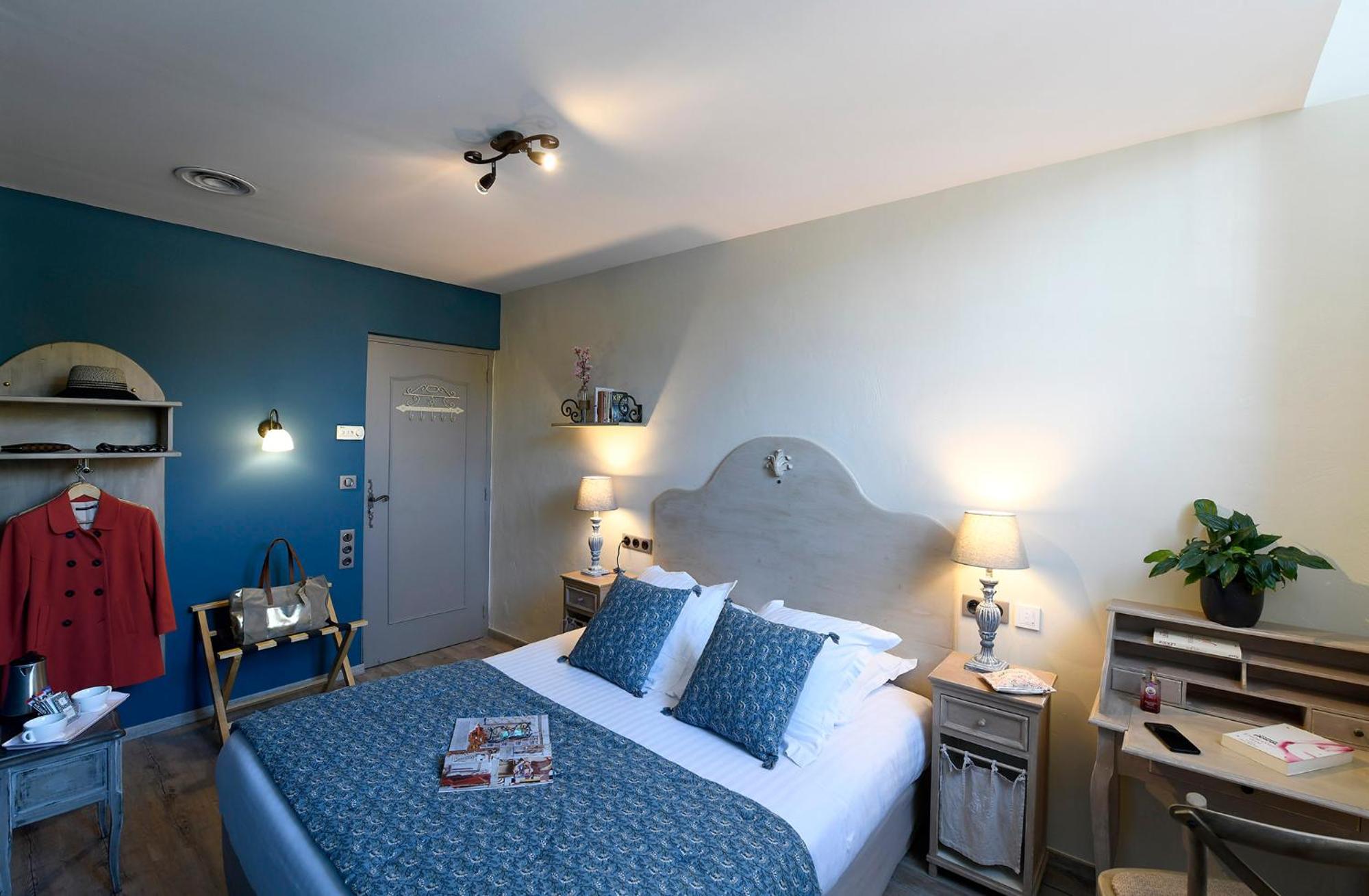 Double Room with Balcony photo 3