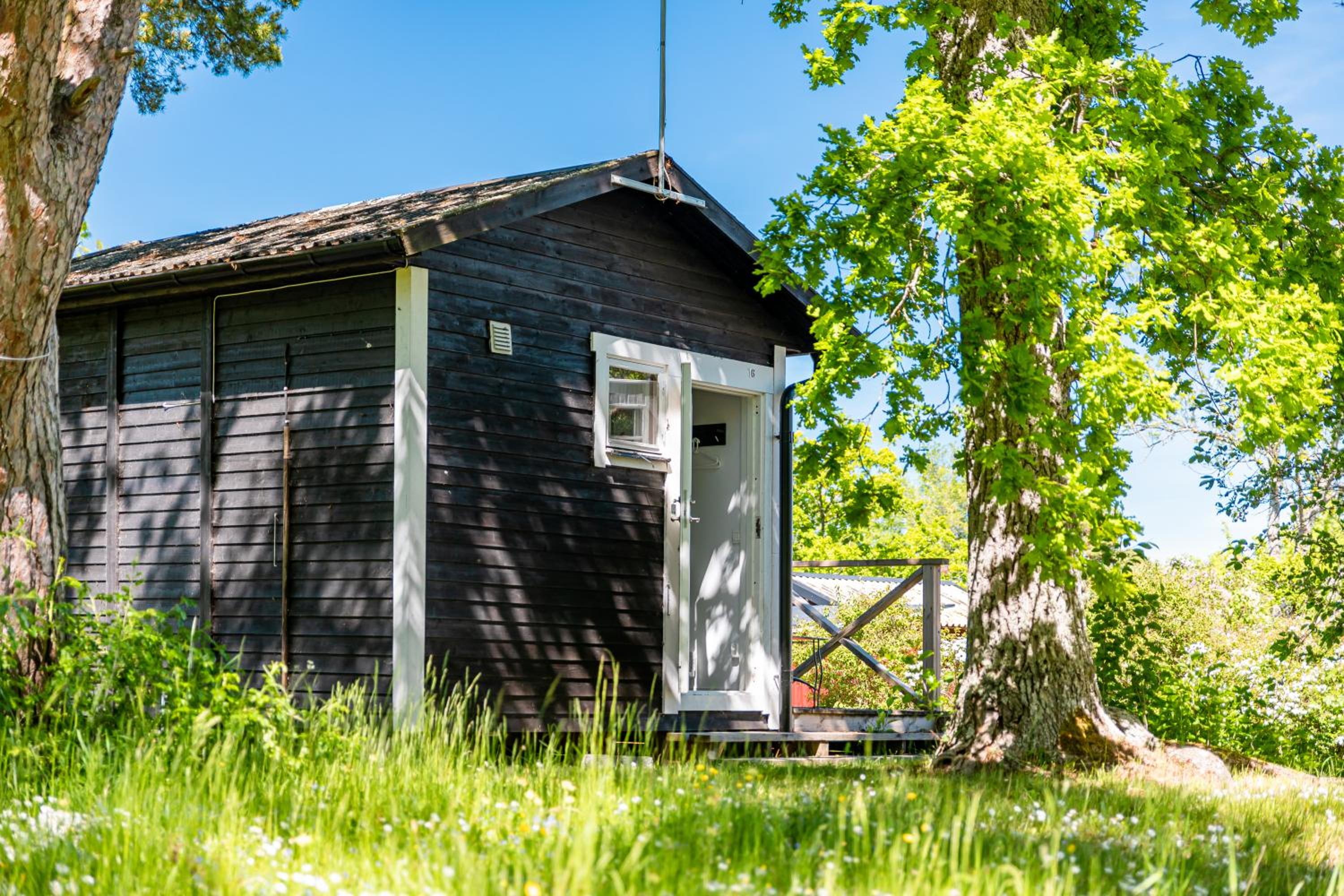 Deluxe Cottage (2 Adults) photo 2
