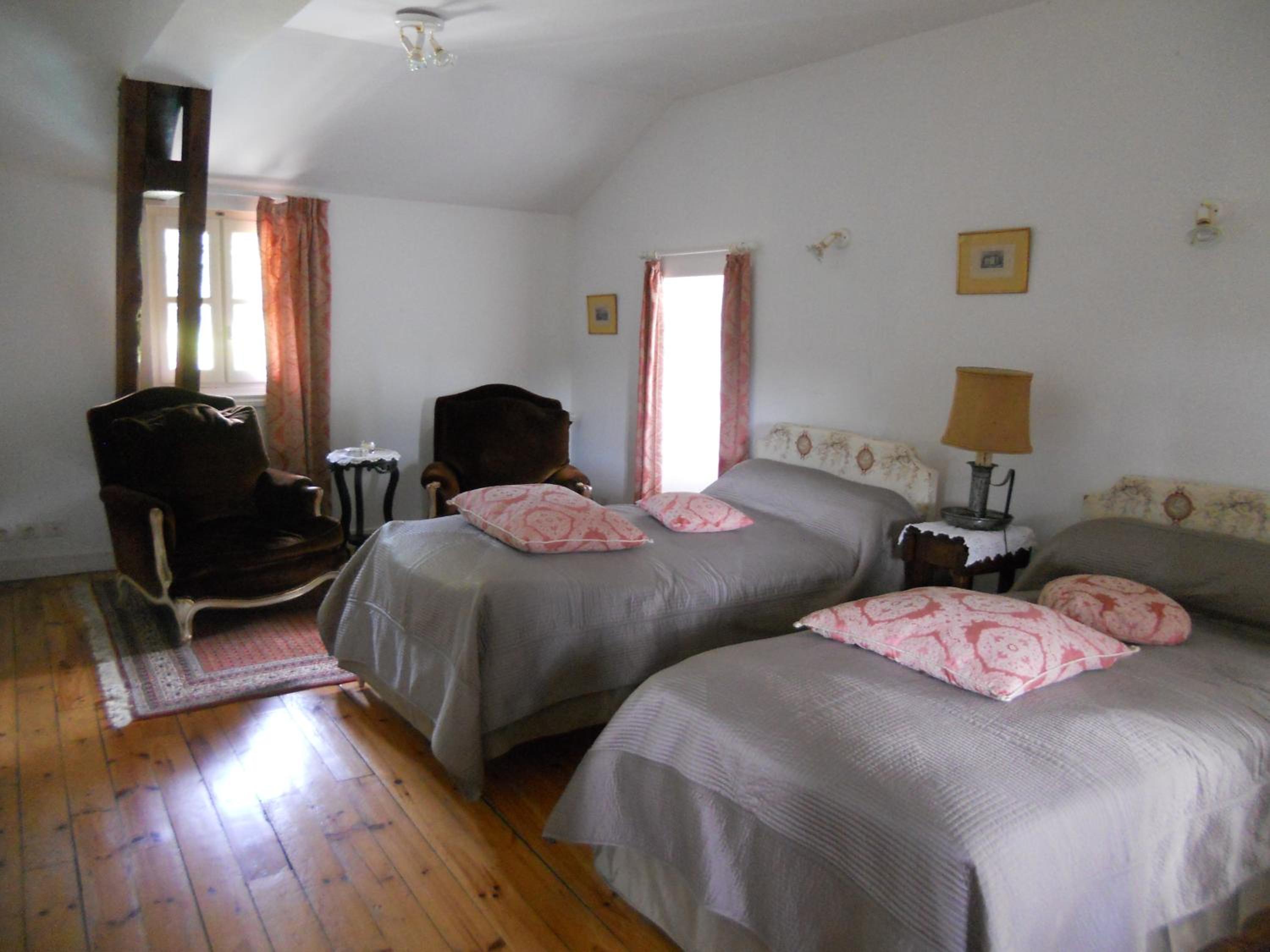 Two-Bedroom Suite - Photo 1