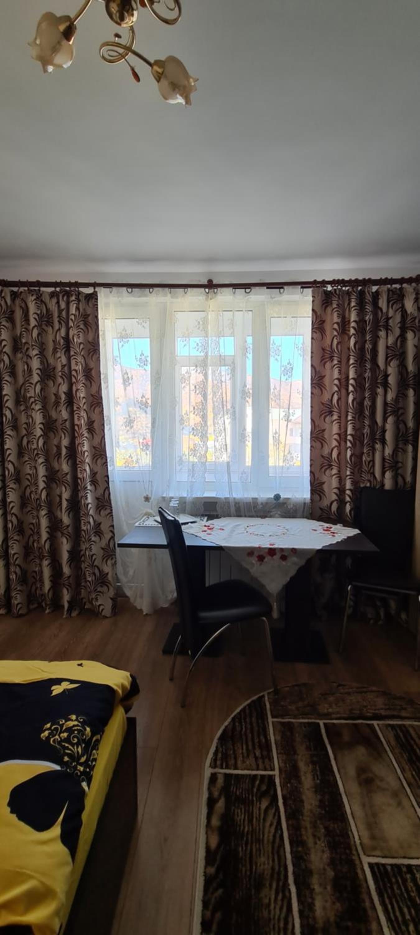 One-Bedroom Apartment - Photo 12