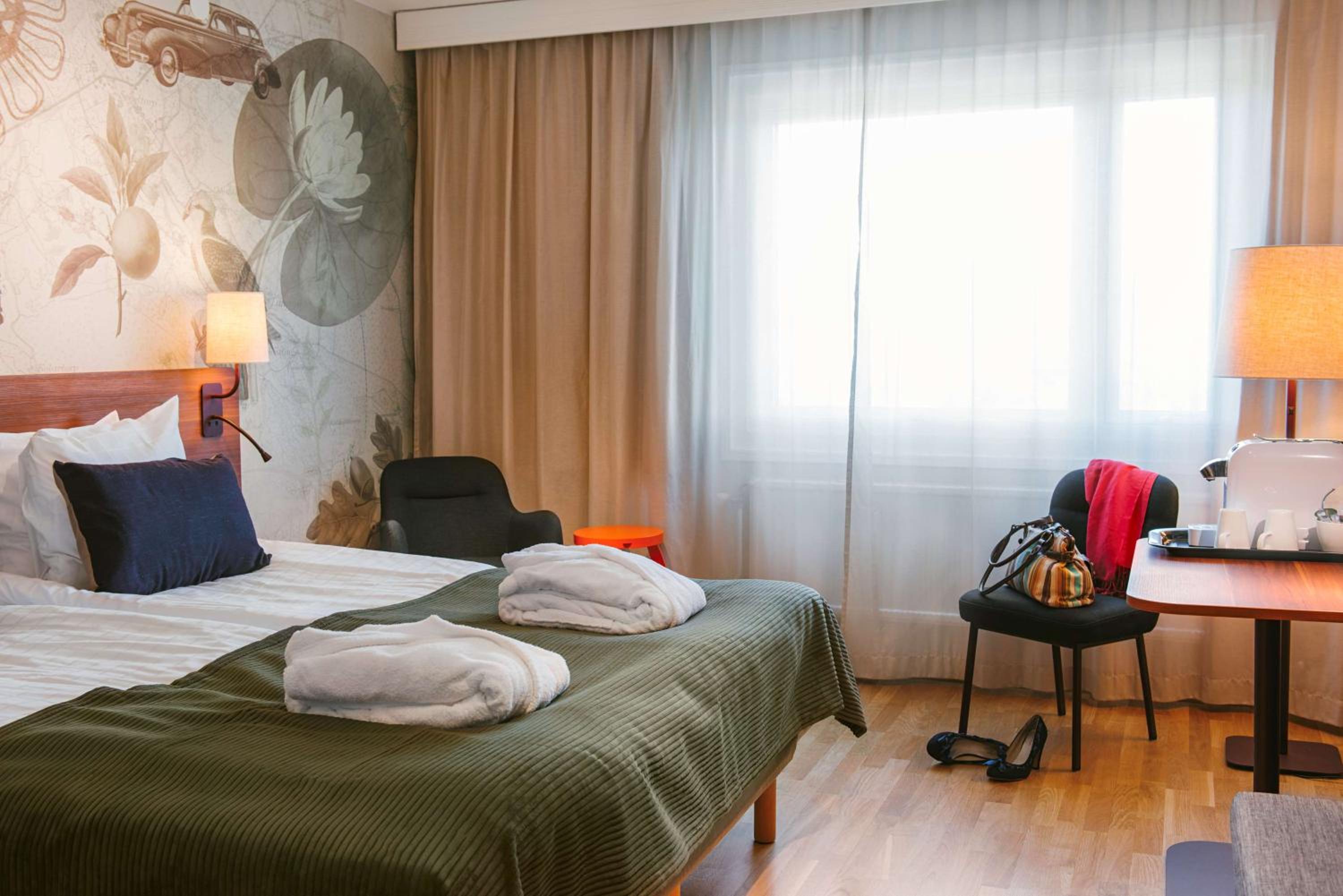 Standard Twin Room - Photo 3