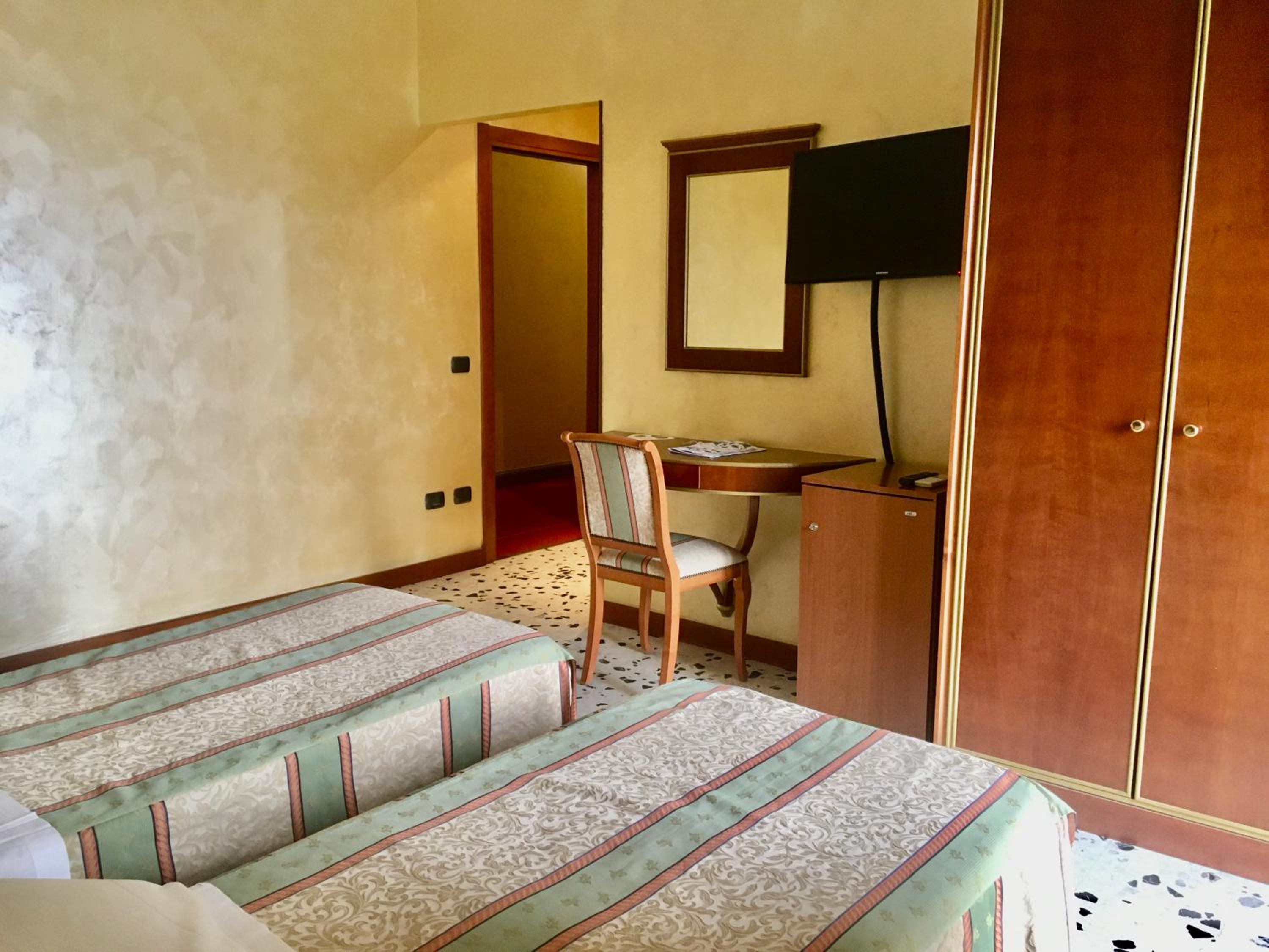 Twin Room photo 3