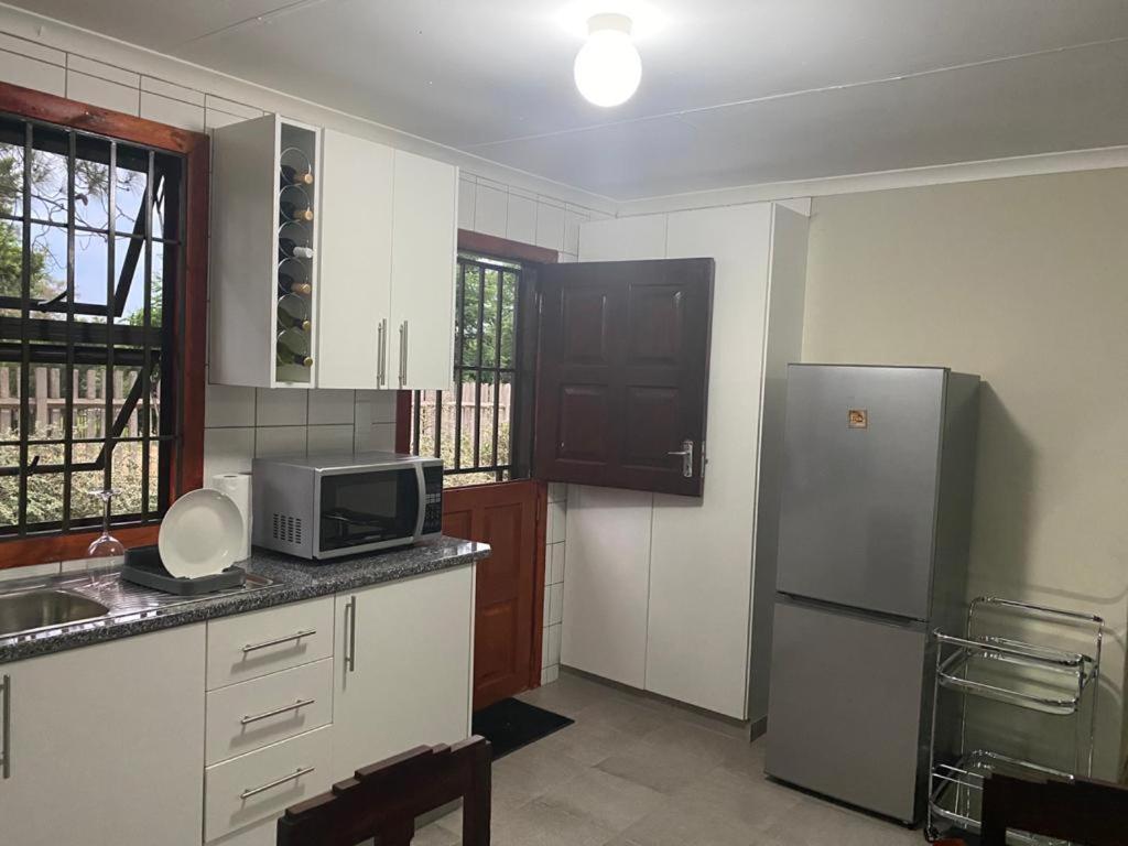 One-Bedroom Apartment - Photo 5