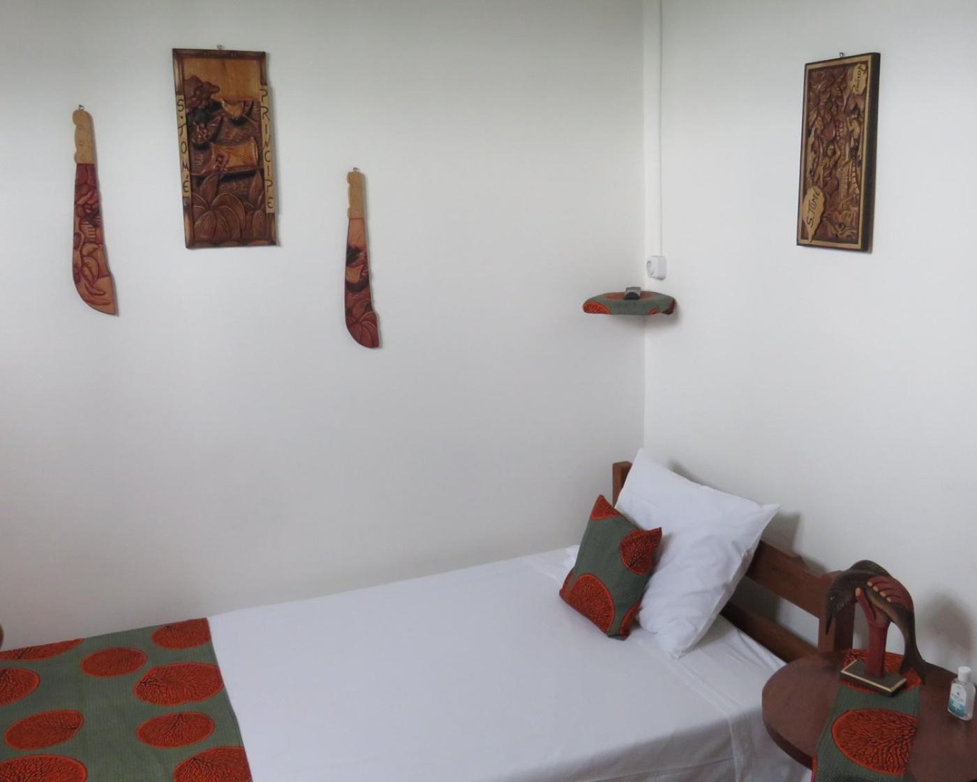 Single Room photo 2