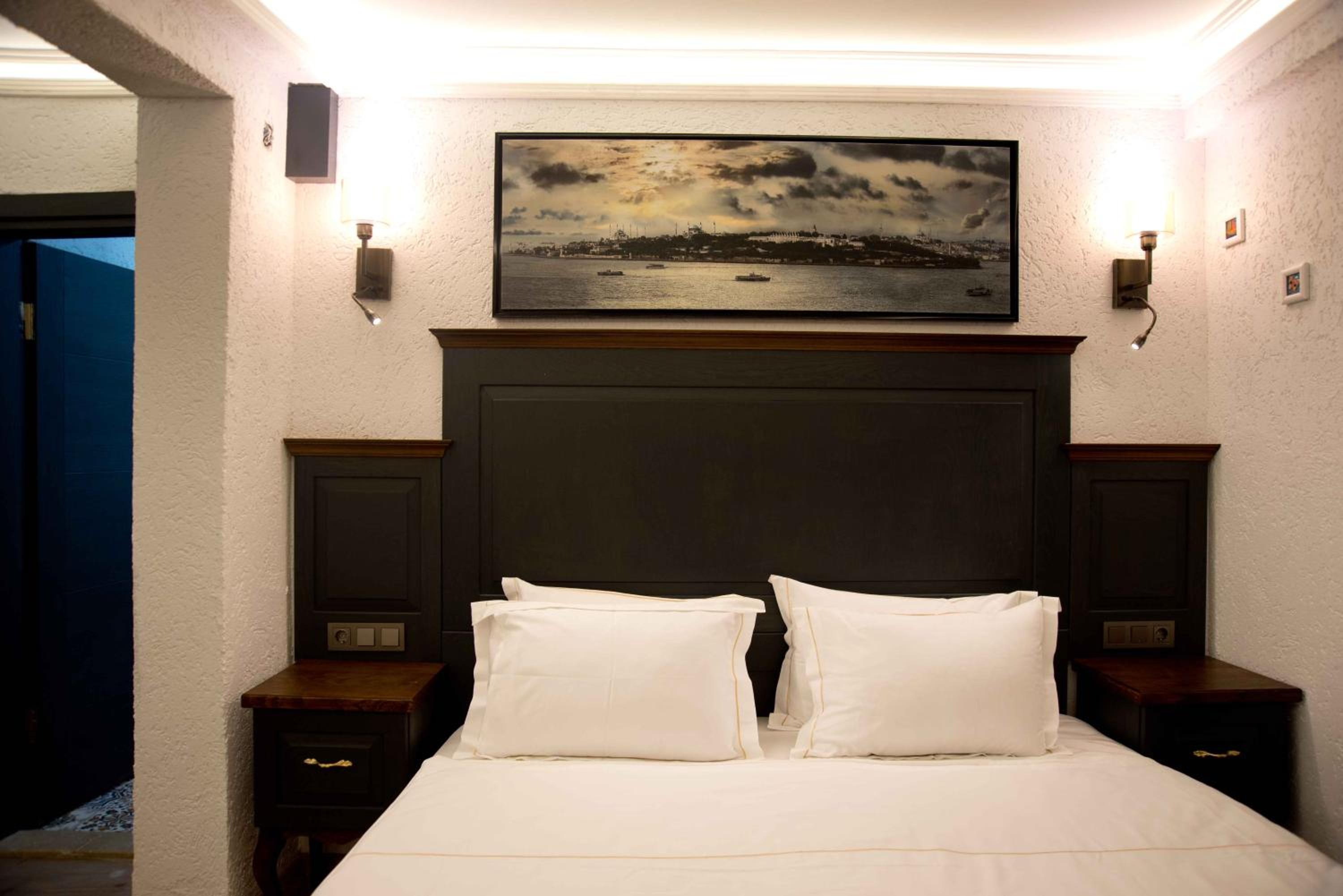 Queen Suite with Sea View photo 1