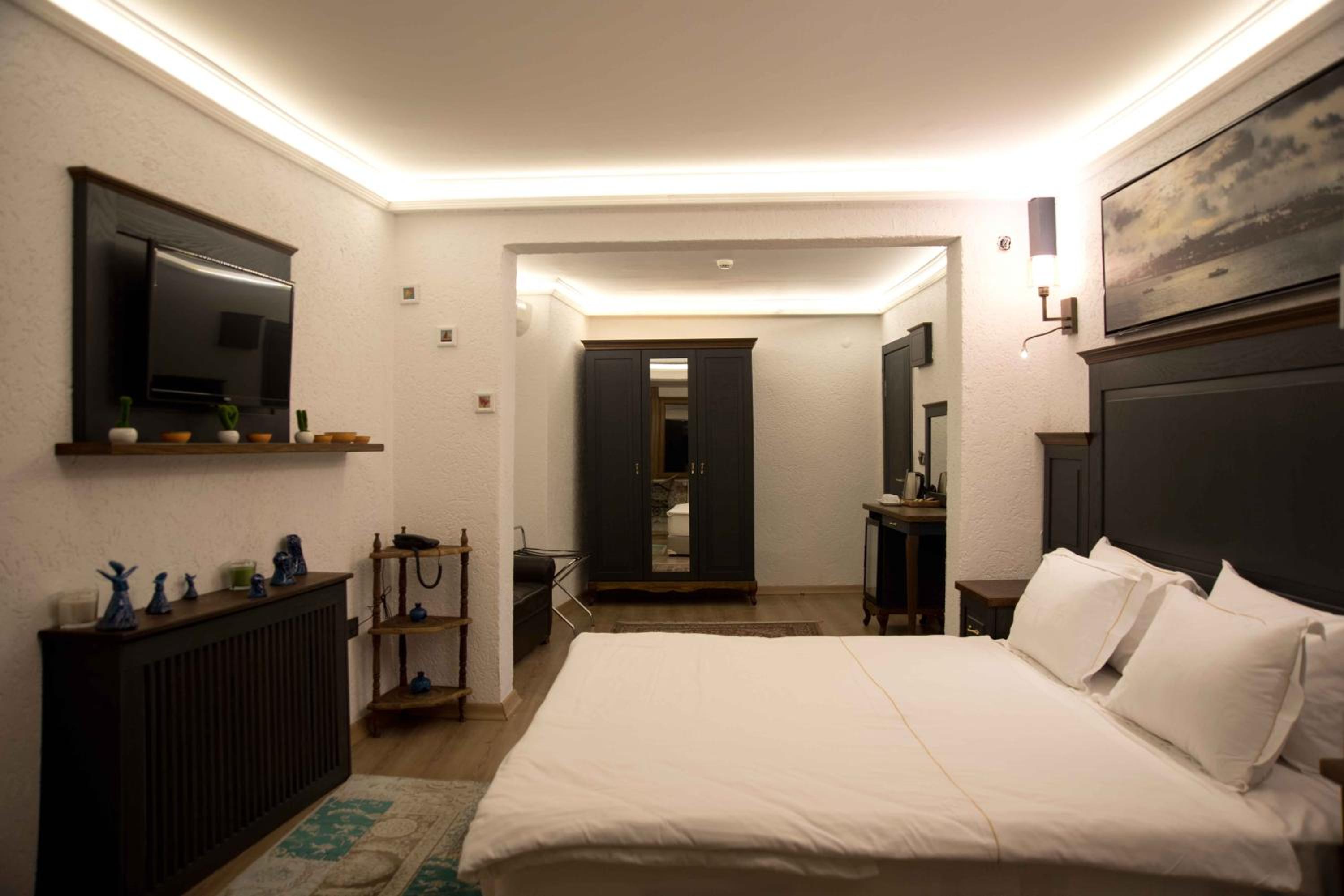 Queen Suite with Sea View photo 2