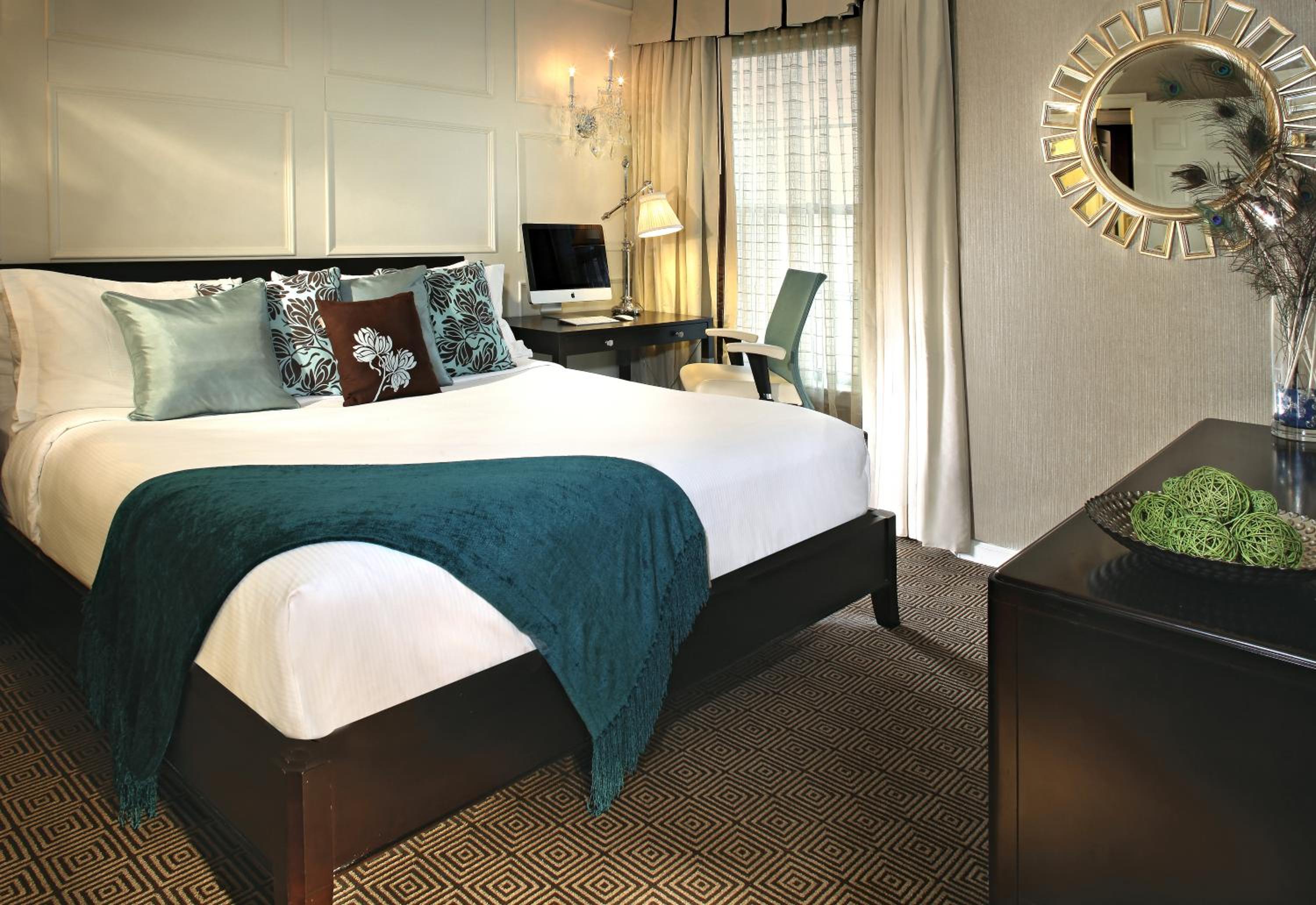 Royal King Suite - Photo 7