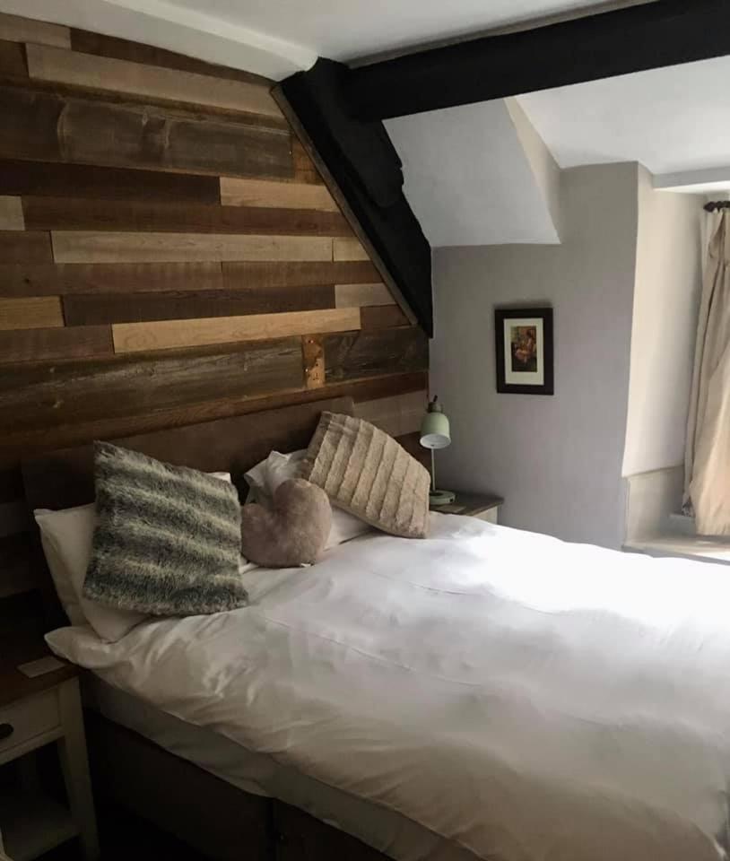 Standard Double Room - Photo 3