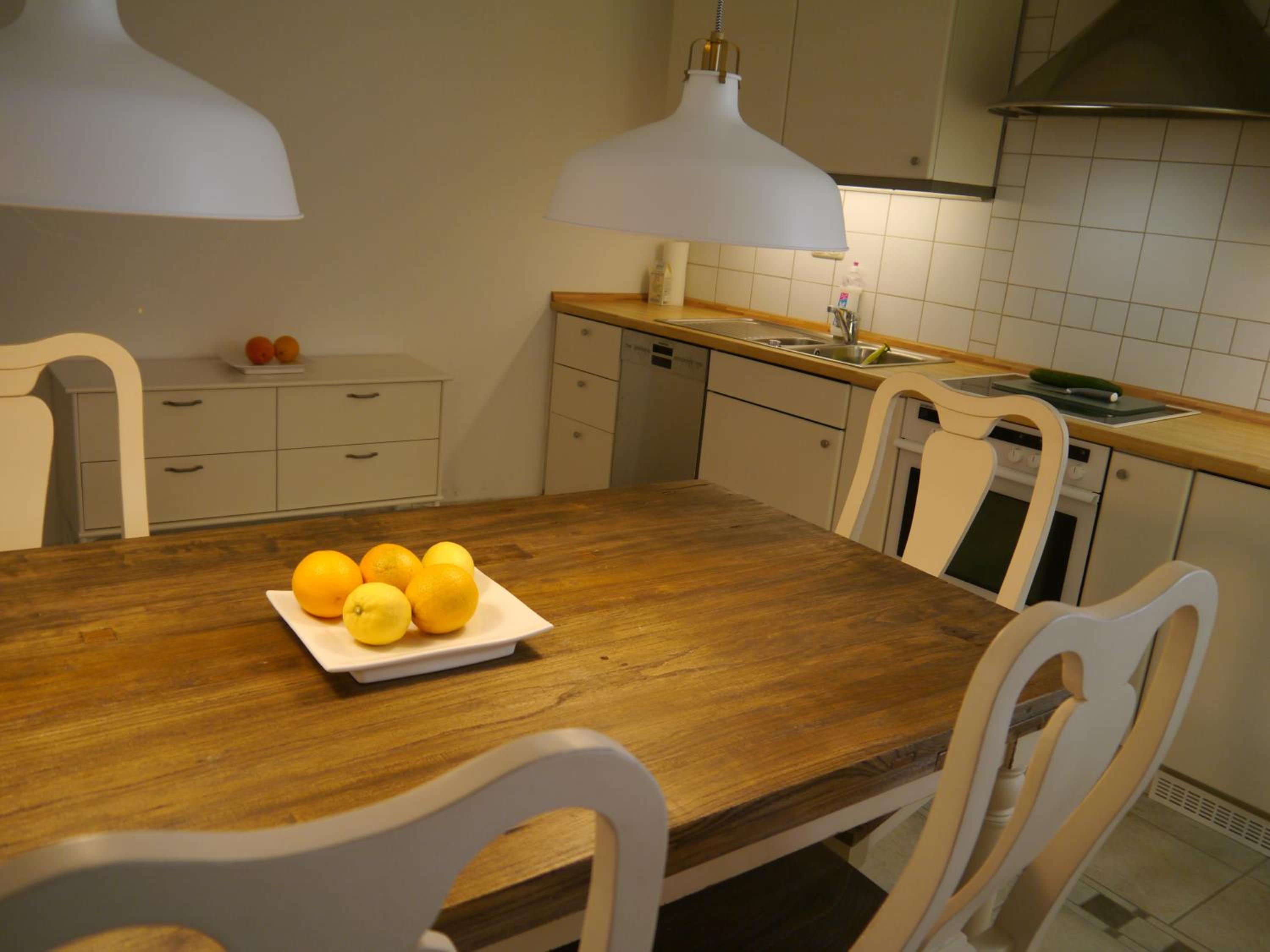 One-Bedroom Apartment - Photo 2