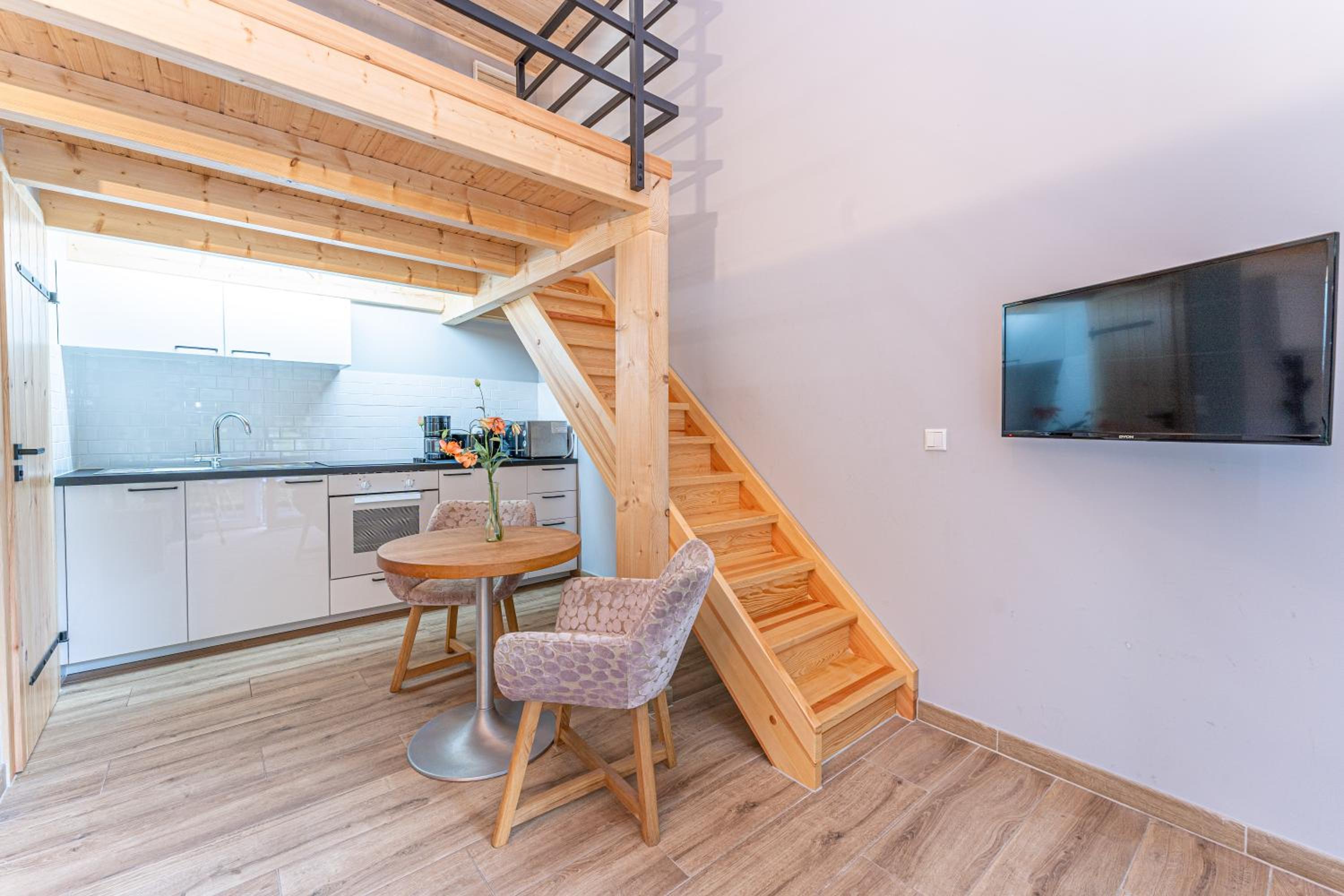 Maisonette Apartment photo 3