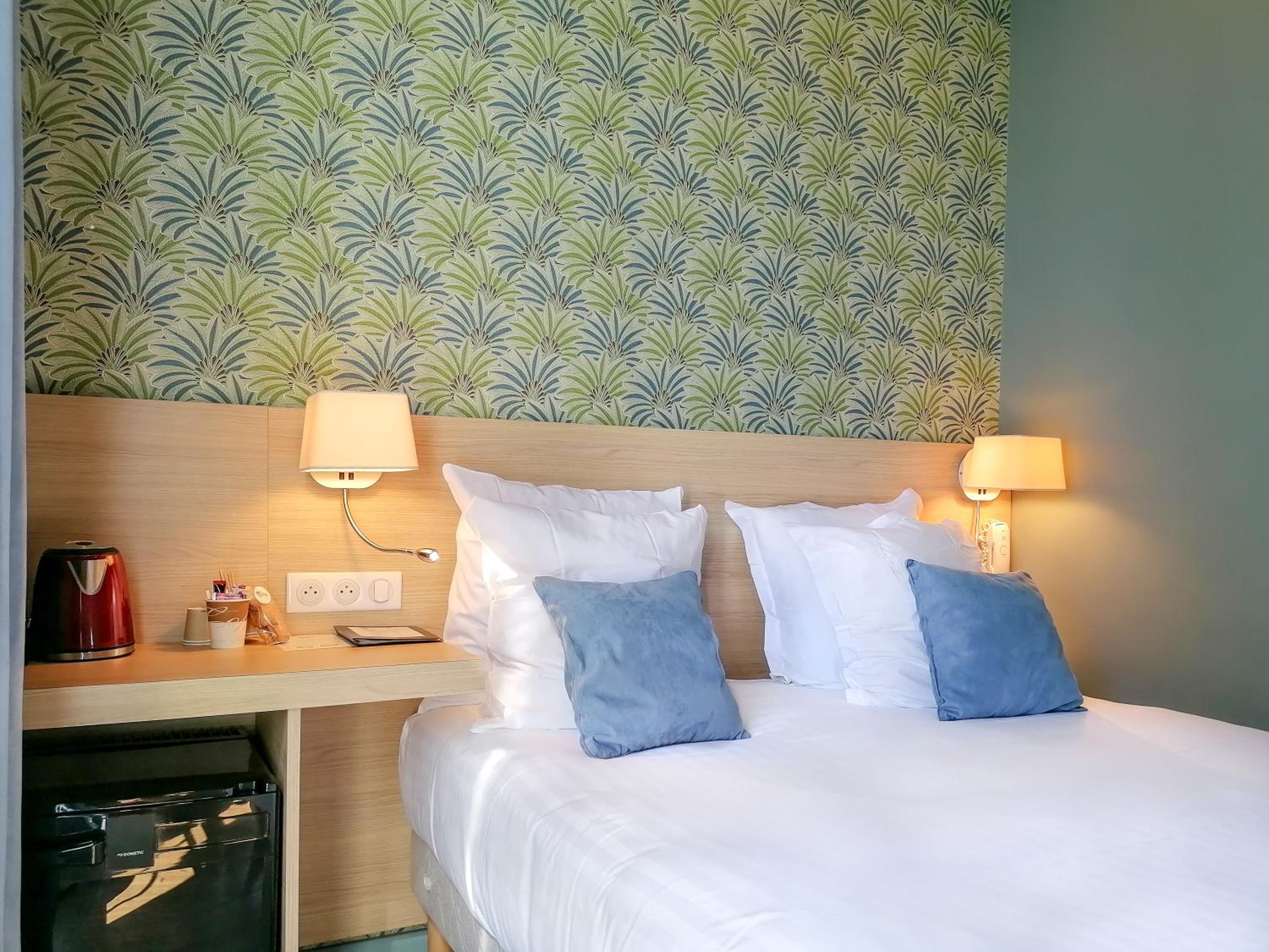 Small Economic Double Room 30 ft² - Courtyard View