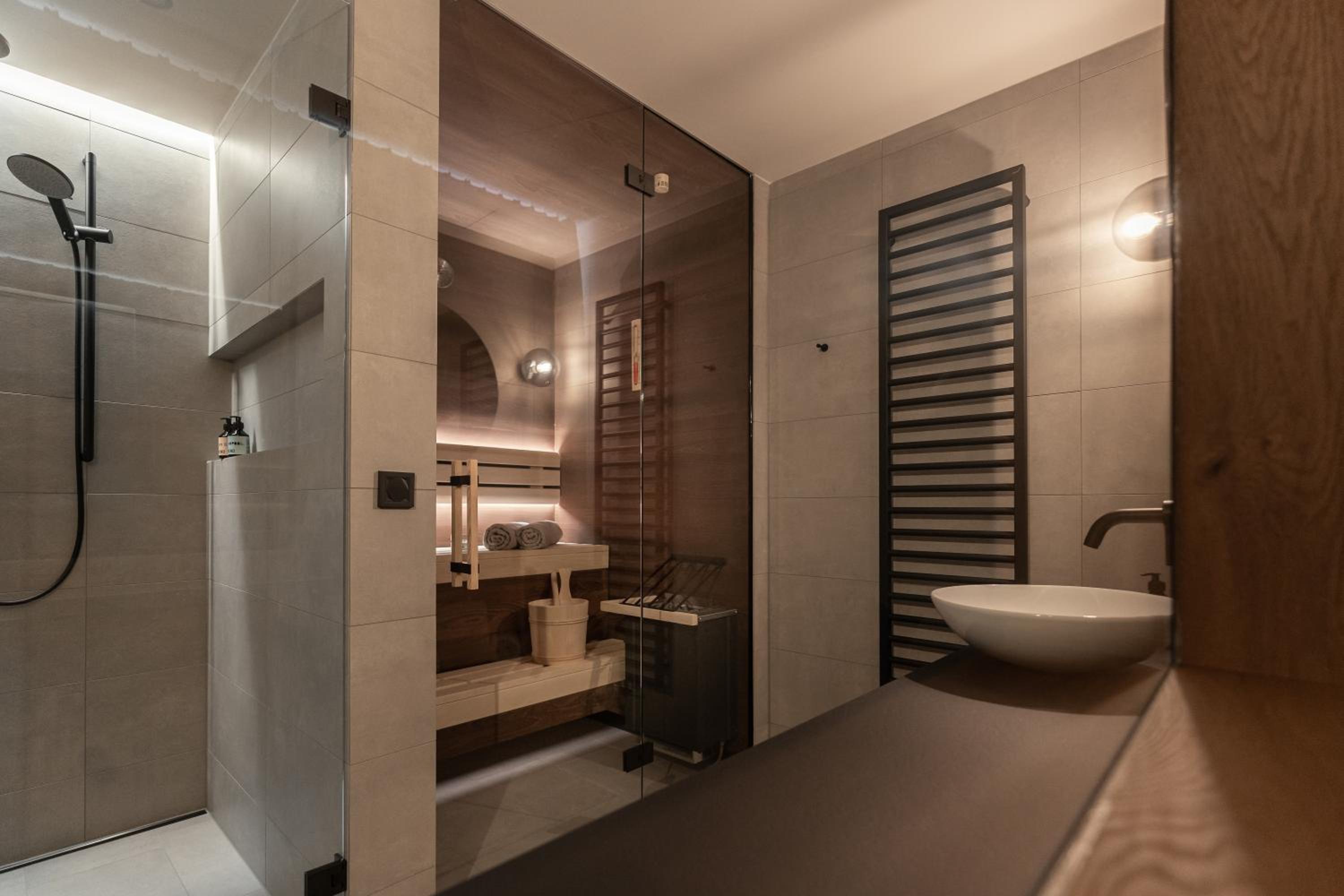 Apartment with Sauna photo 2
