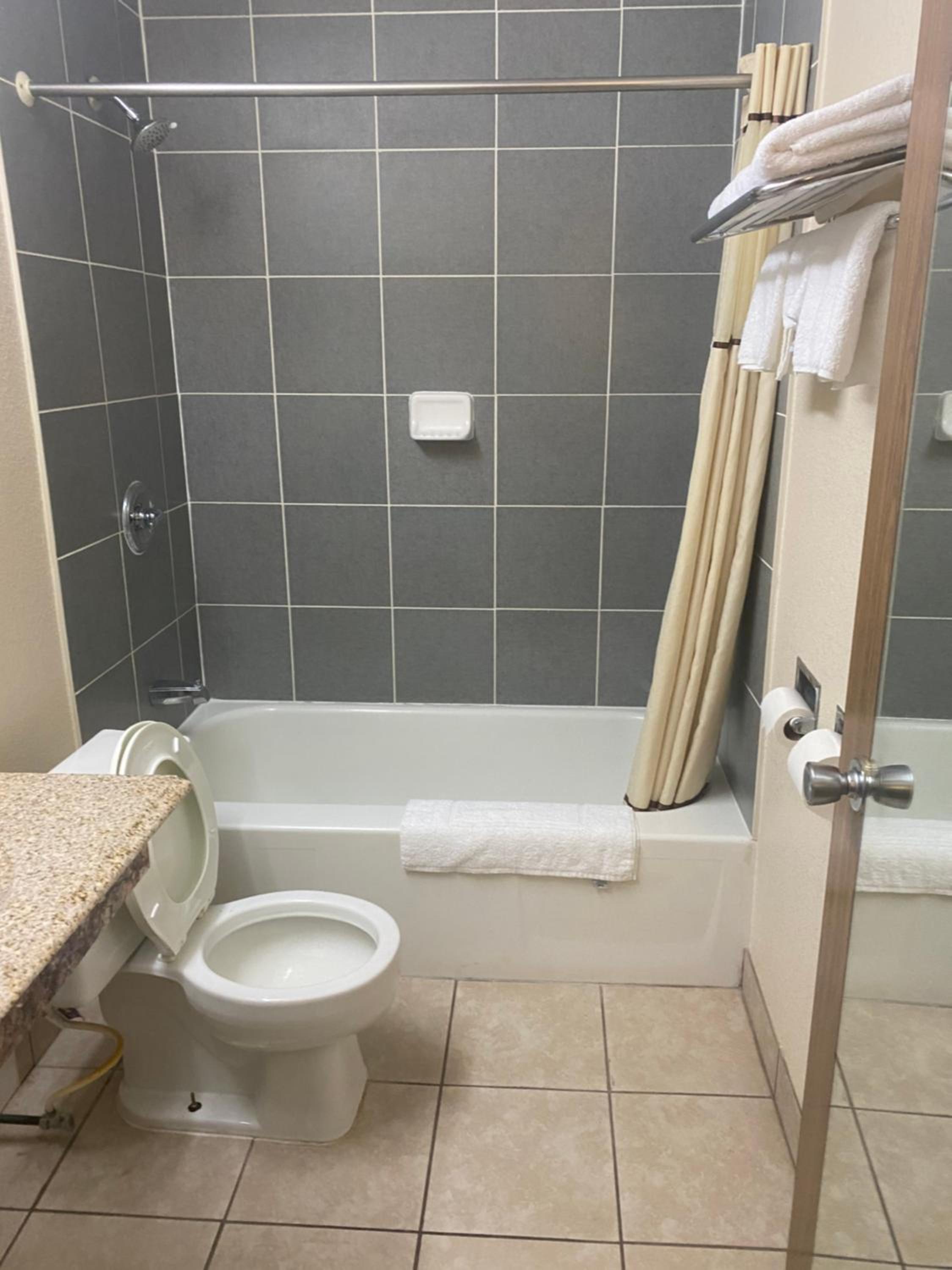 Executive Inn, Φωτογραφία 8
