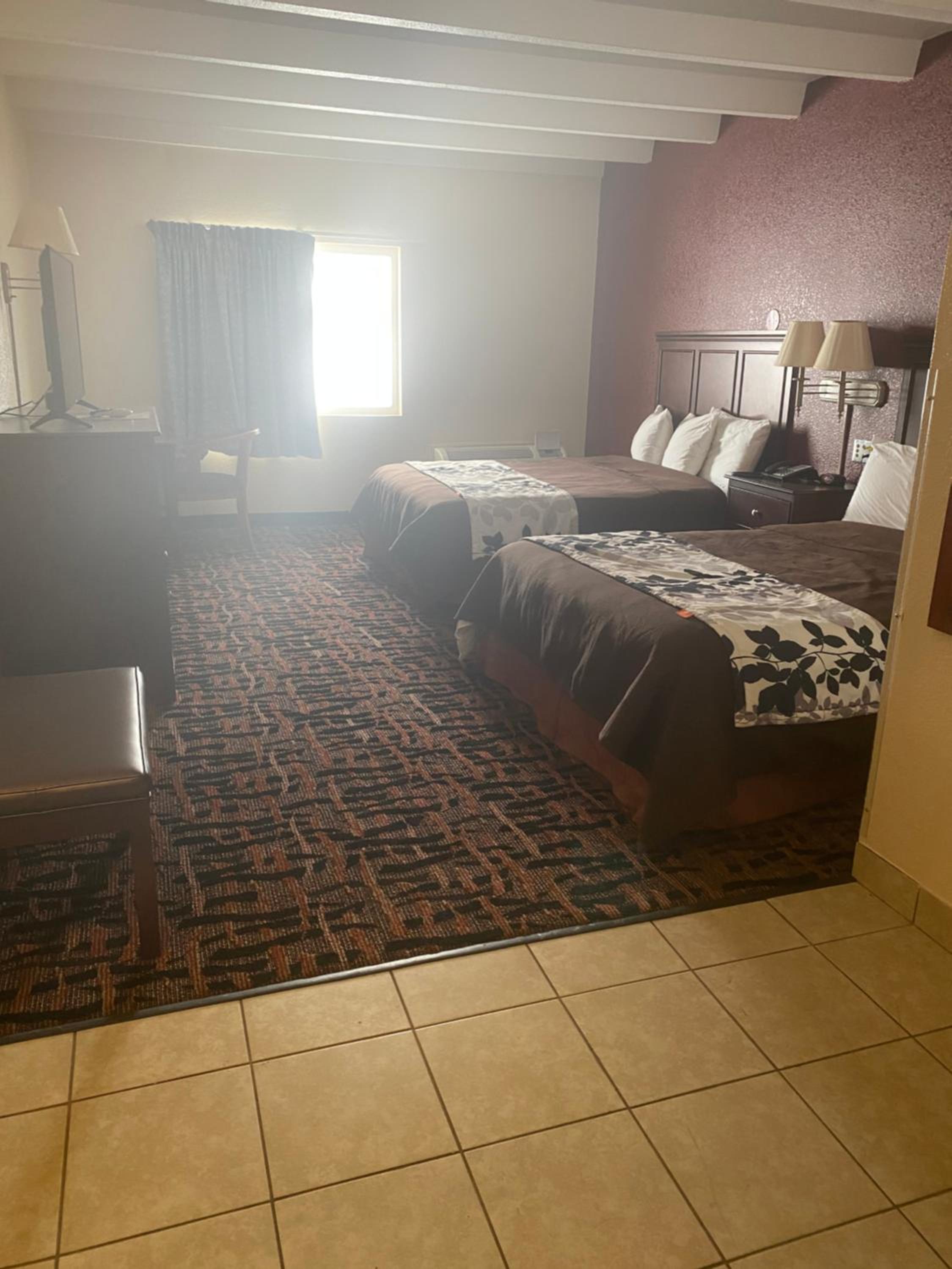 Queen Room with Two Queen Beds - Non-Smoking photo 1